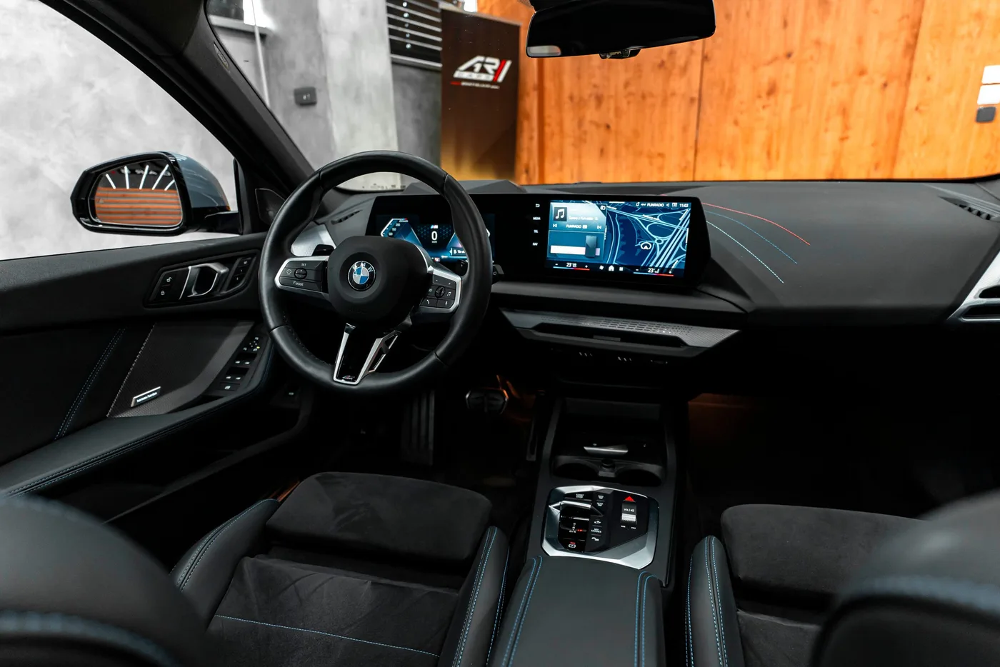 2024 BMW 120 angeboten von einem Fachhändler in Bratislava, Slowakei, Foto 12 von 20