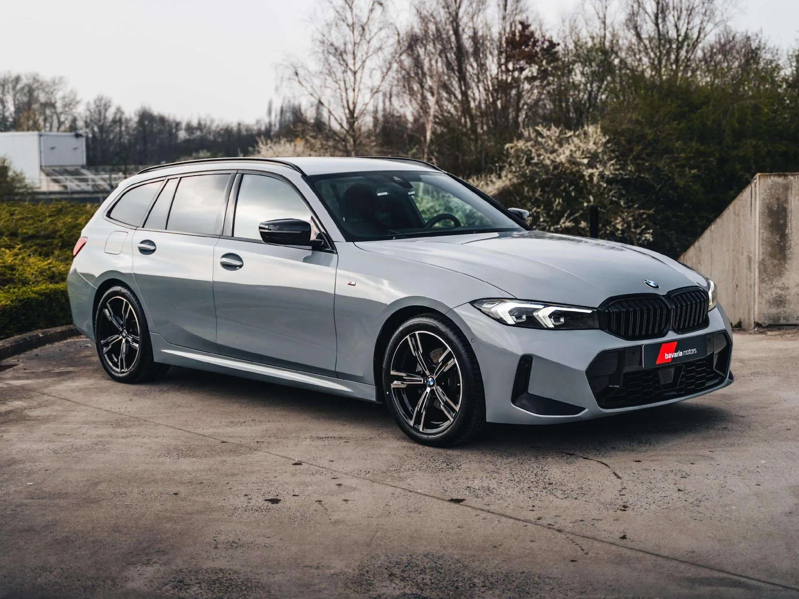2024 BMW 320d Touring, M Sport angeboten von einem Fachhändler in Harelbeke, Belgien, Hauptfoto