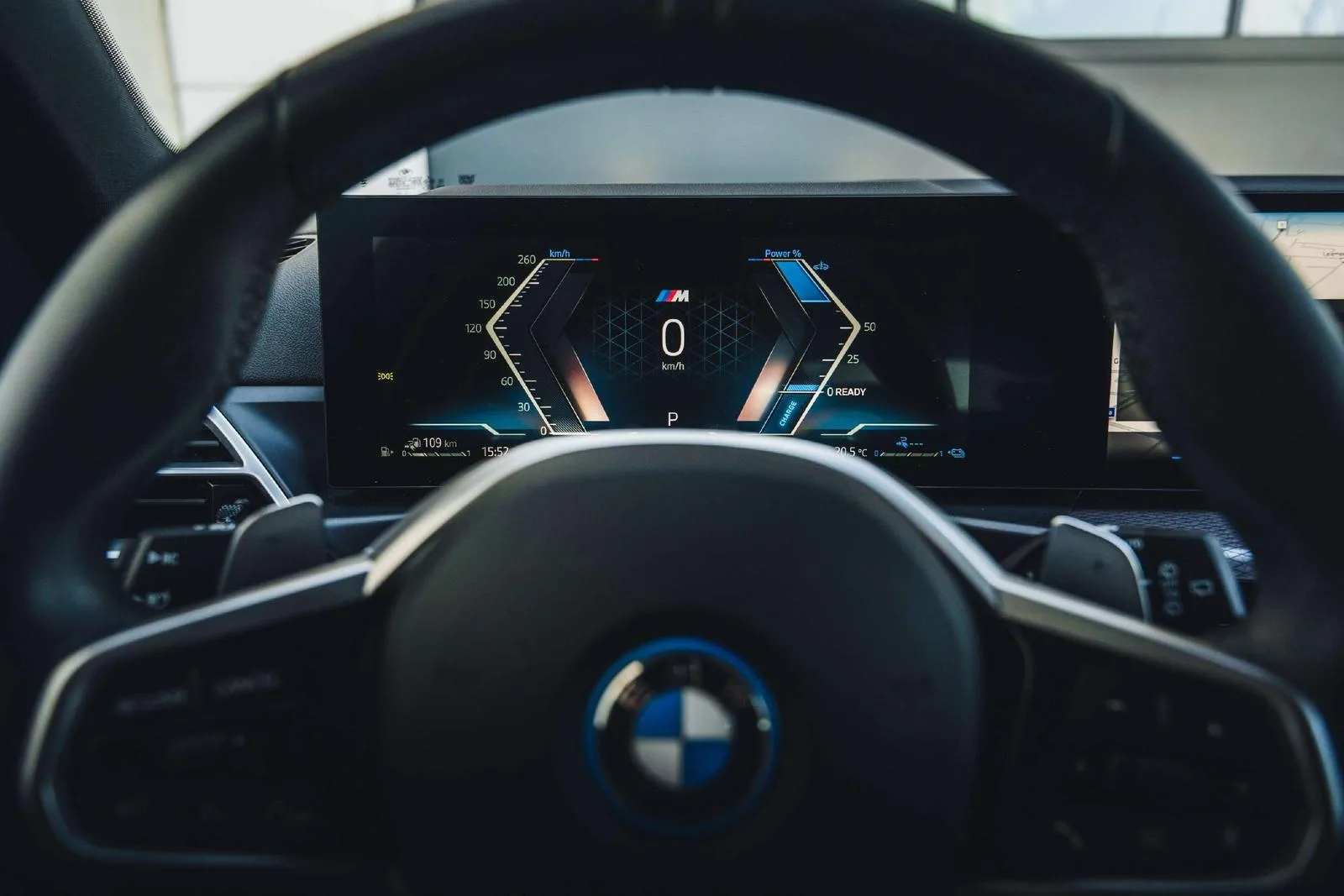 2024 BMW 330e Touring, M Sport, 11/23