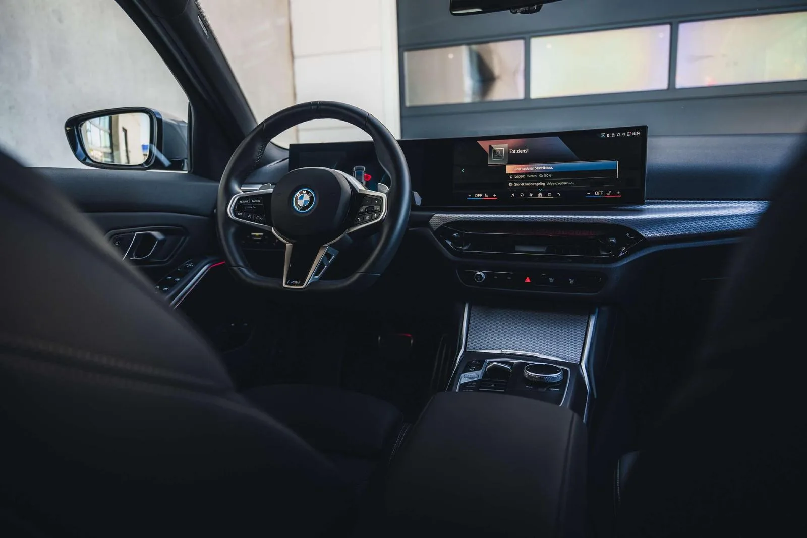 2024 BMW 330e Touring, M Sport, 19/23