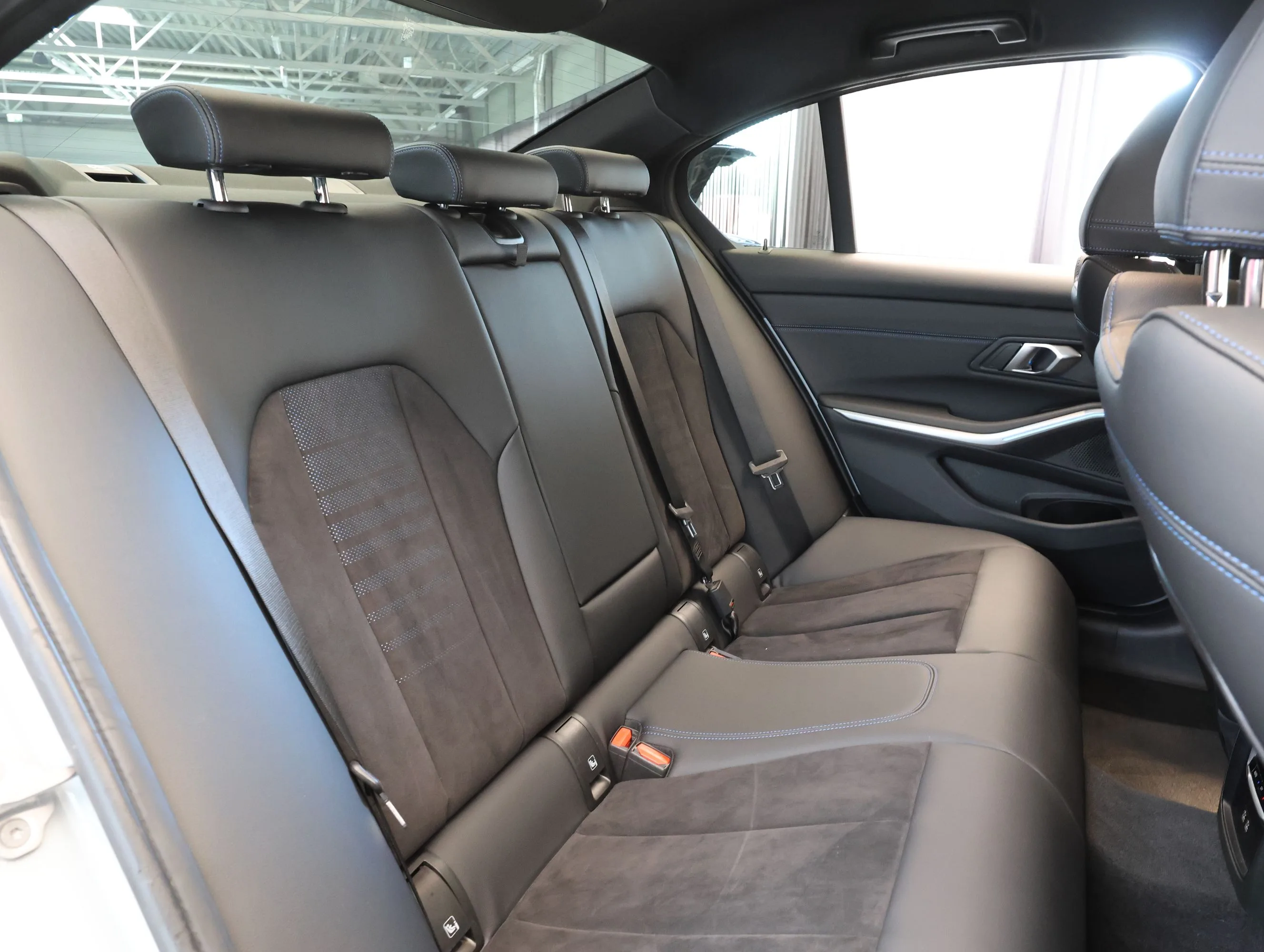 2024 BMW 330e xDrive, M Sport, 13/21