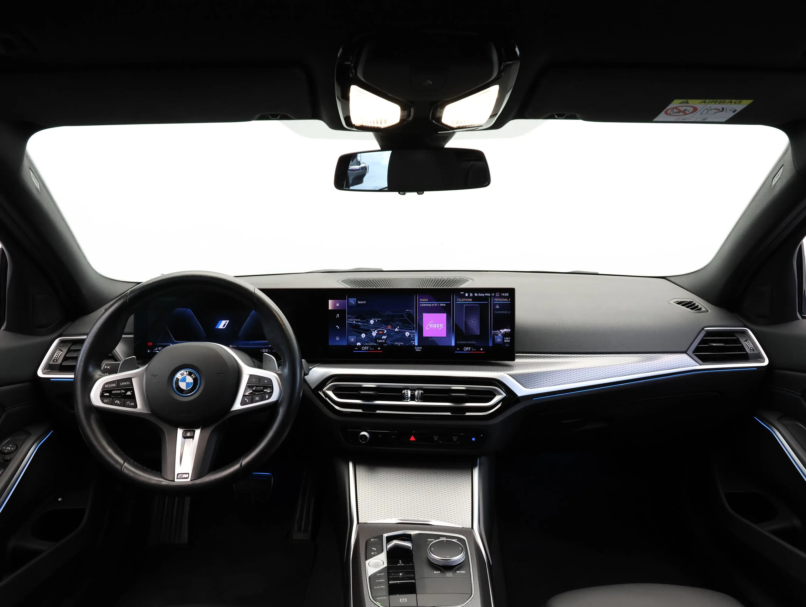 2024 BMW 330e xDrive, M Sport, 17/21