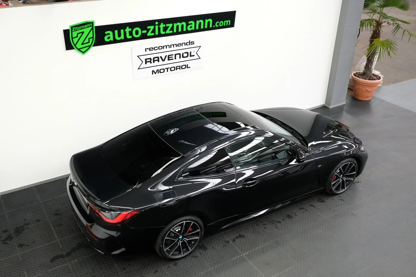 2024 BMW M440d xDrive offered by a specialist dealer in Nuremberg, Germany, photo 5 of 15