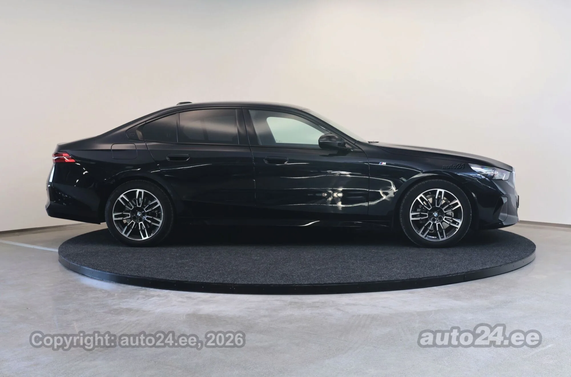2024 BMW 520i G60, 6/22