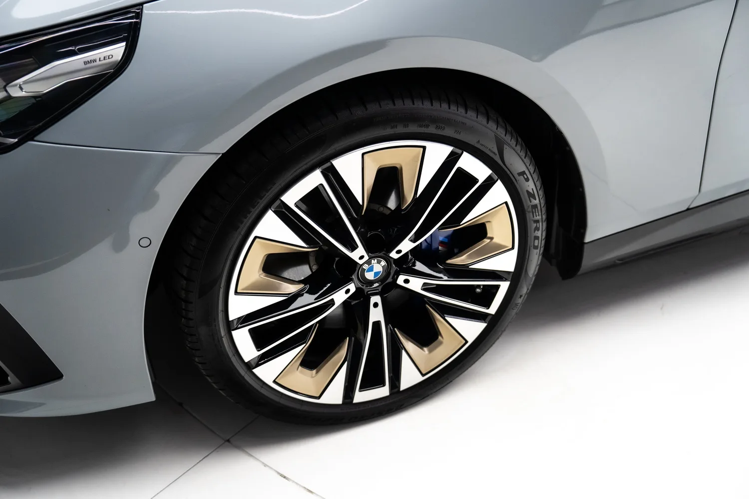 2024 BMW i5 eDrive40, 7/16