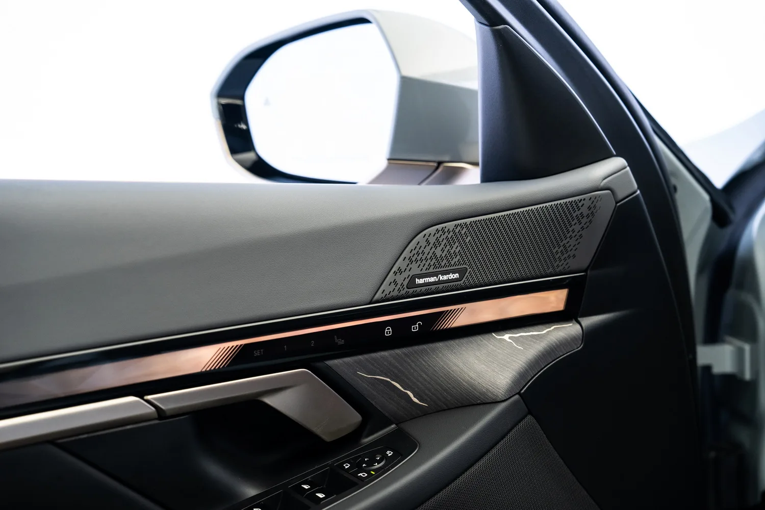 2024 BMW i5 eDrive40, 11/16