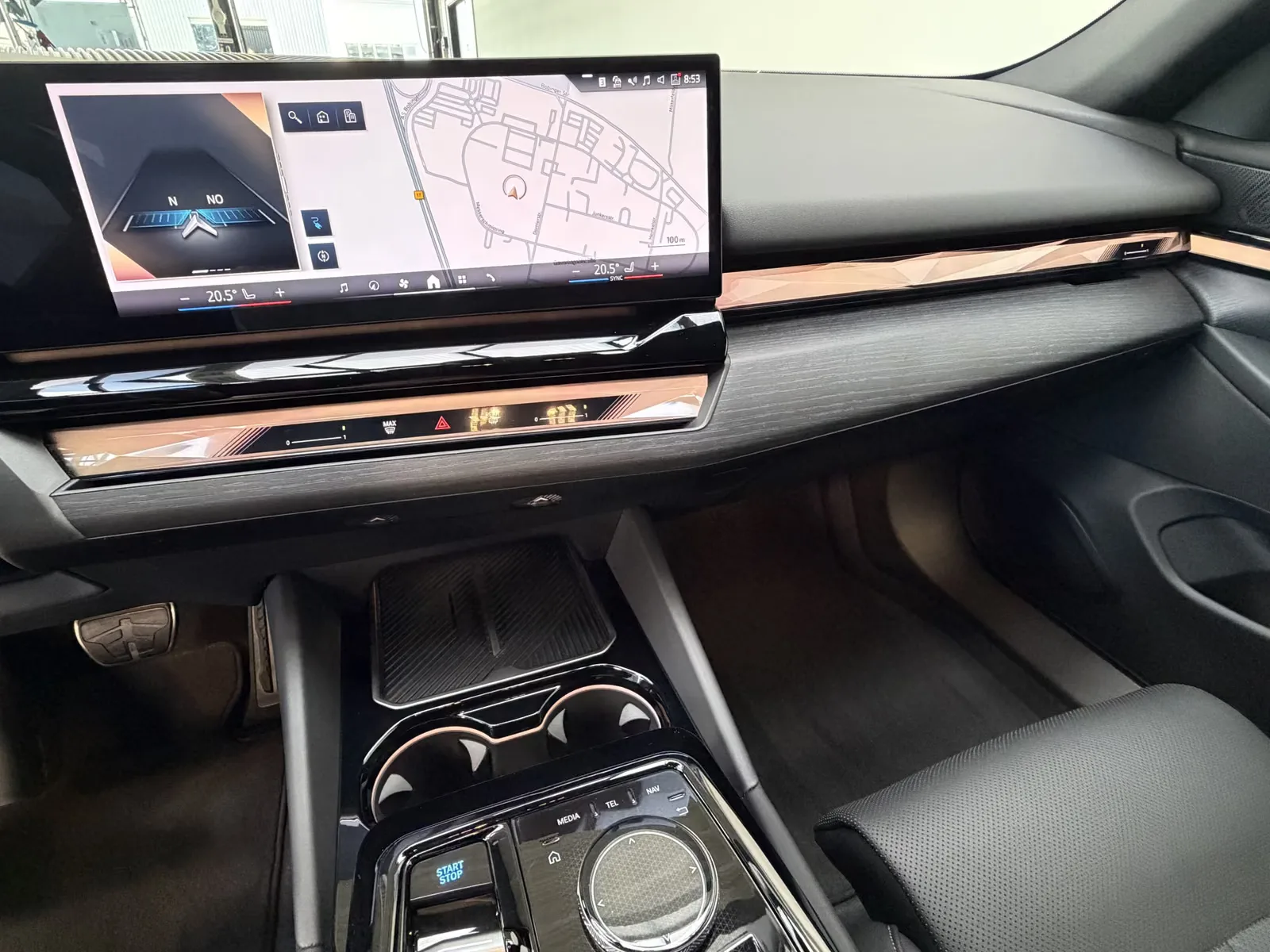 2024 BMW i5 xDrive40 M Sport, 9/30