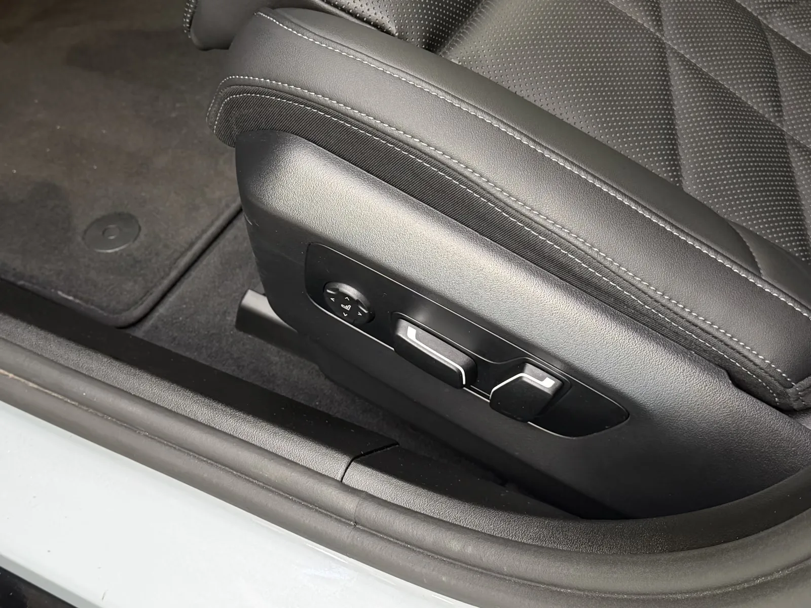 2024 BMW i5 xDrive40 M Sport, 13/30