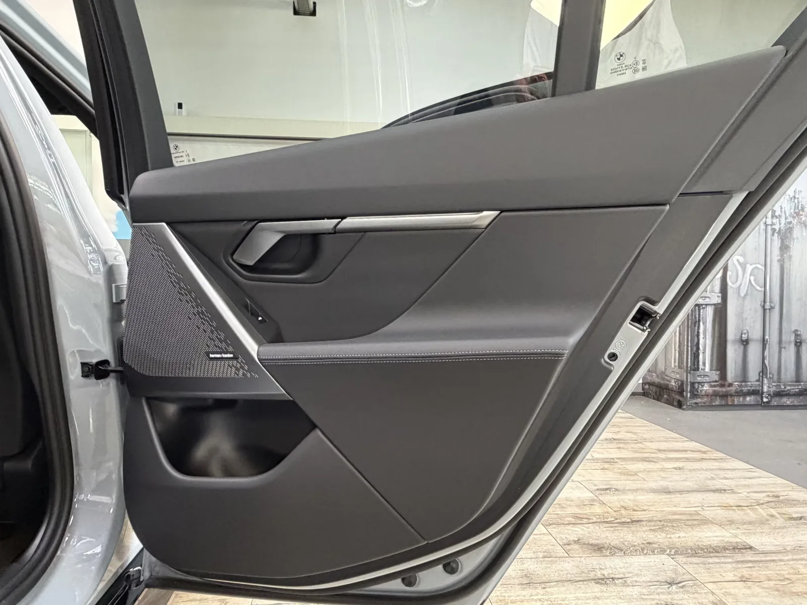2024 BMW i5 xDrive40 M Sport, 28/30