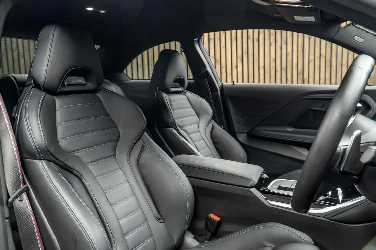 2024 BMW M240i xDrive Coupé, 2/30