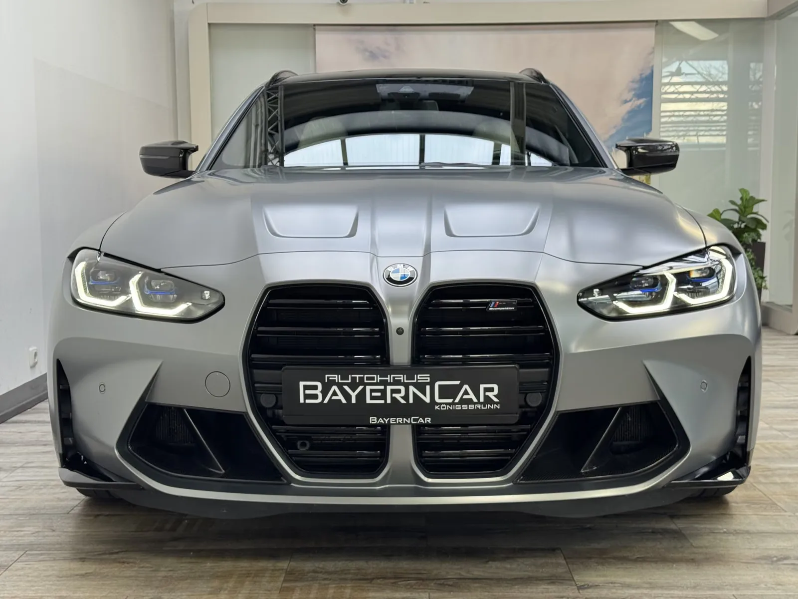 2024 BMW M3 Competition Touring M xDrive, 2/30