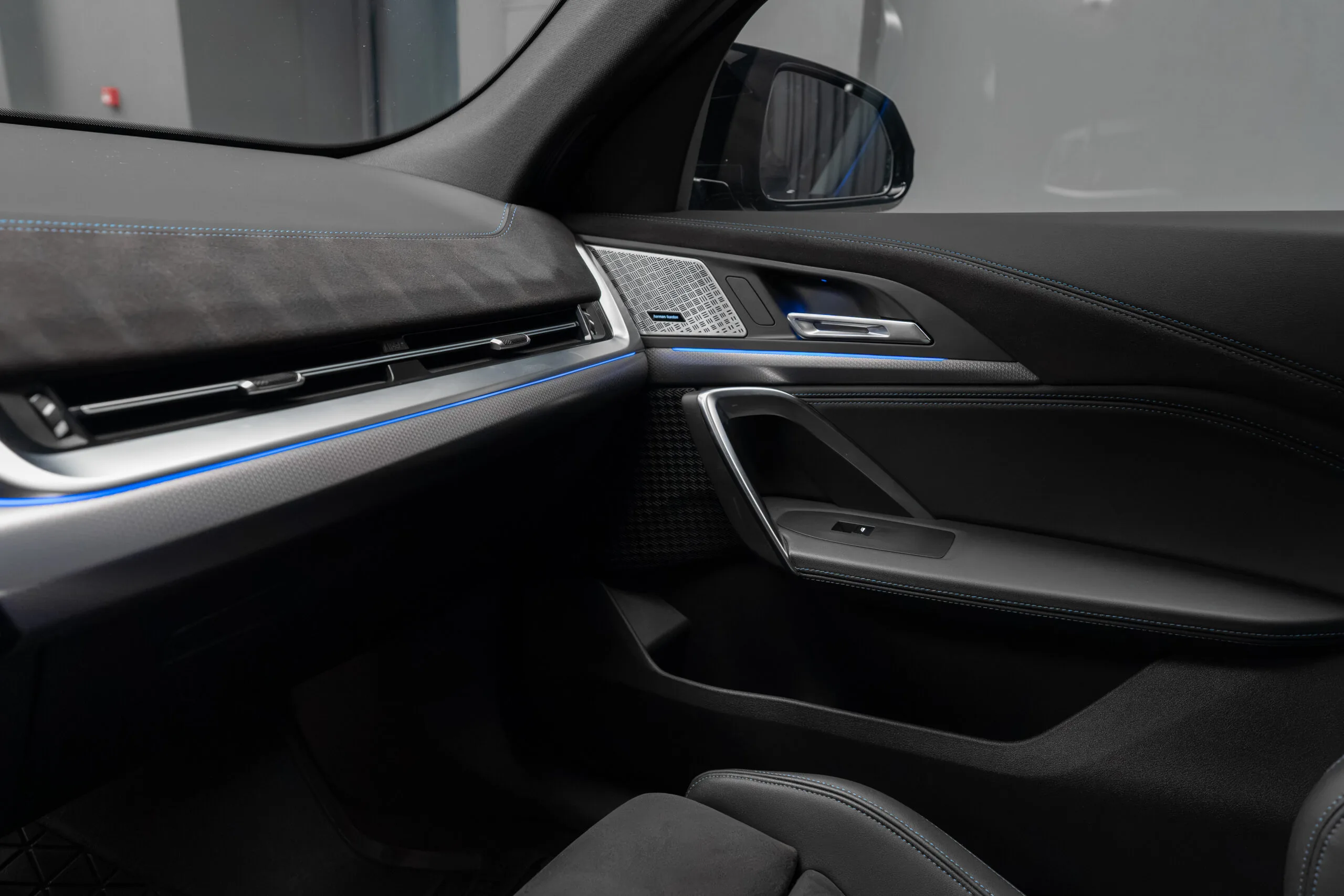 2024 BMW X2 M35i, 17/30