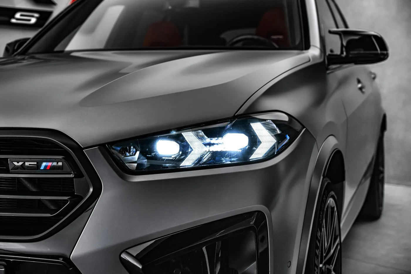 2024 BMW X5 M Competition offered by a specialist dealer in Ostrava, Czechia, photo 9 of 15