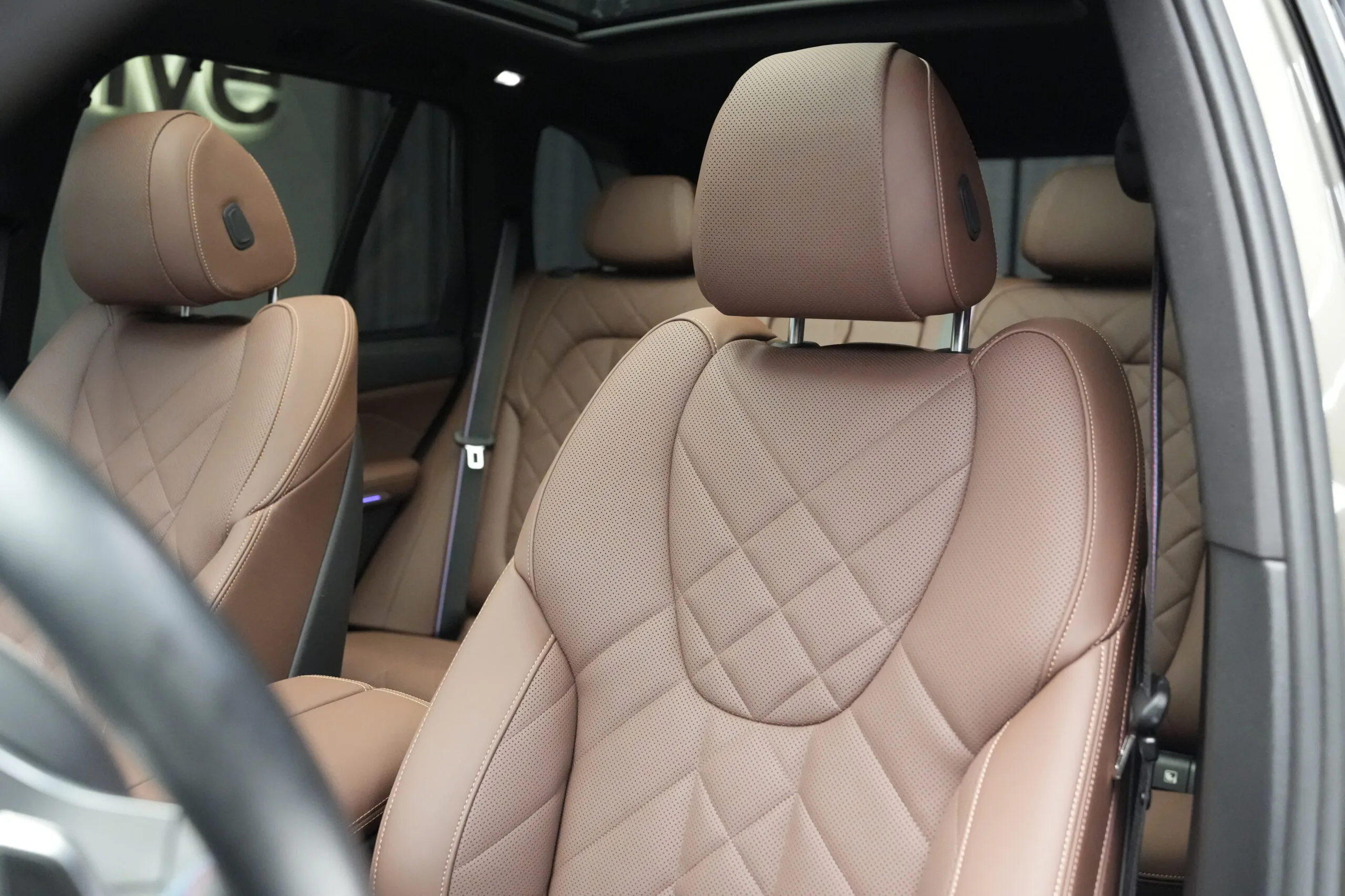 2024 BMW X5 M60i, 21/30