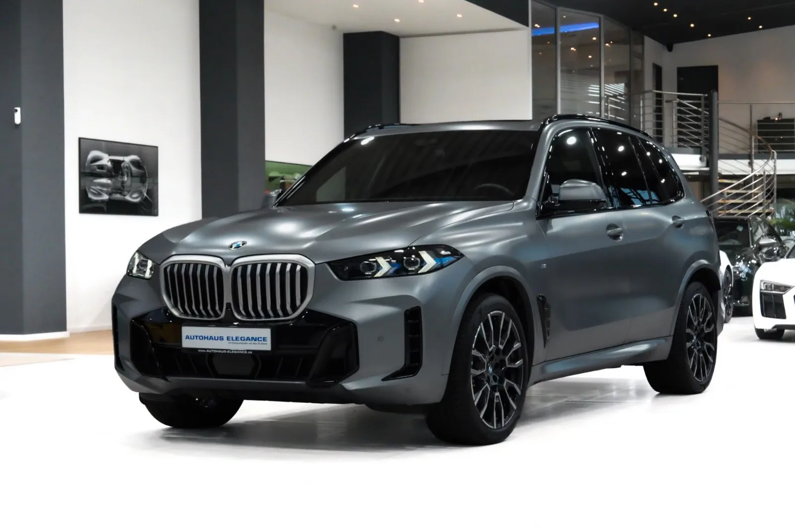 2024 BMW X5 xDrive30d M Sport angeboten von einem Fachhändler in Köln, Deutschland, Hauptfoto