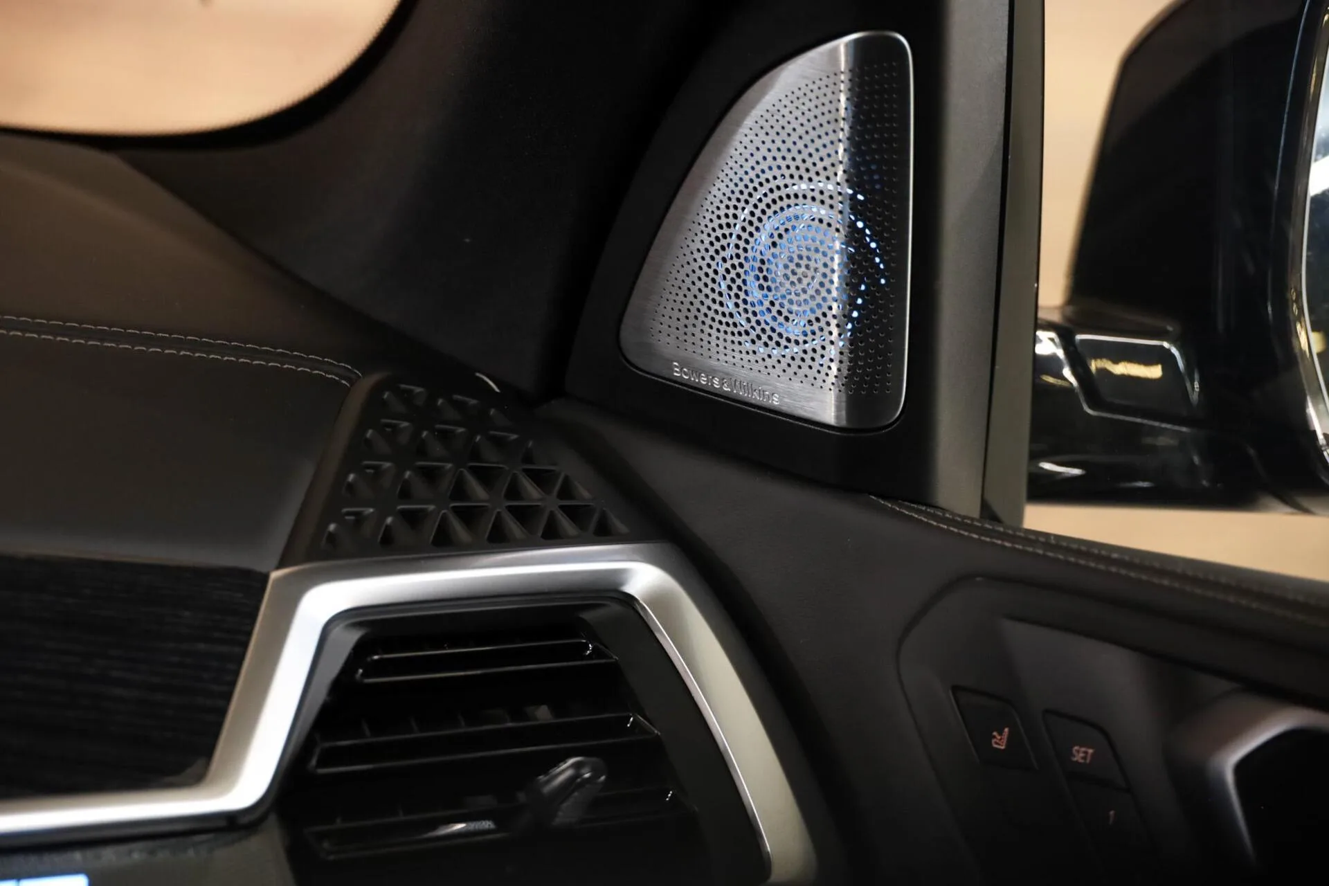 2024 BMW X5 xDrive50e M Sport Pro, 13/30