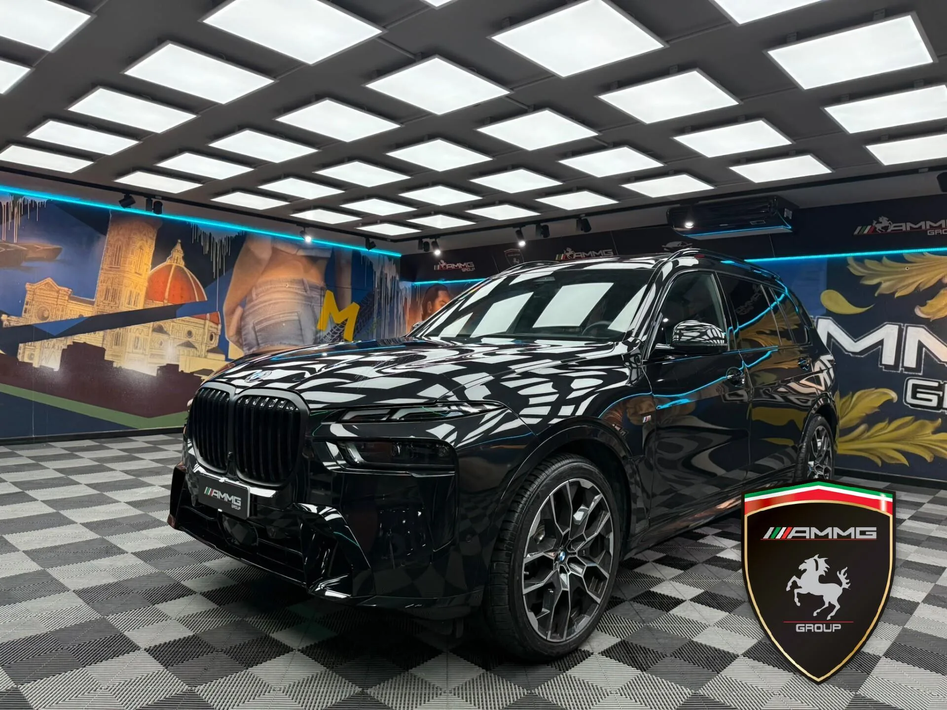 2024 BMW X7 40d M Sport Pro offered by a specialist dealer in Calenzano, Italy, main photo
