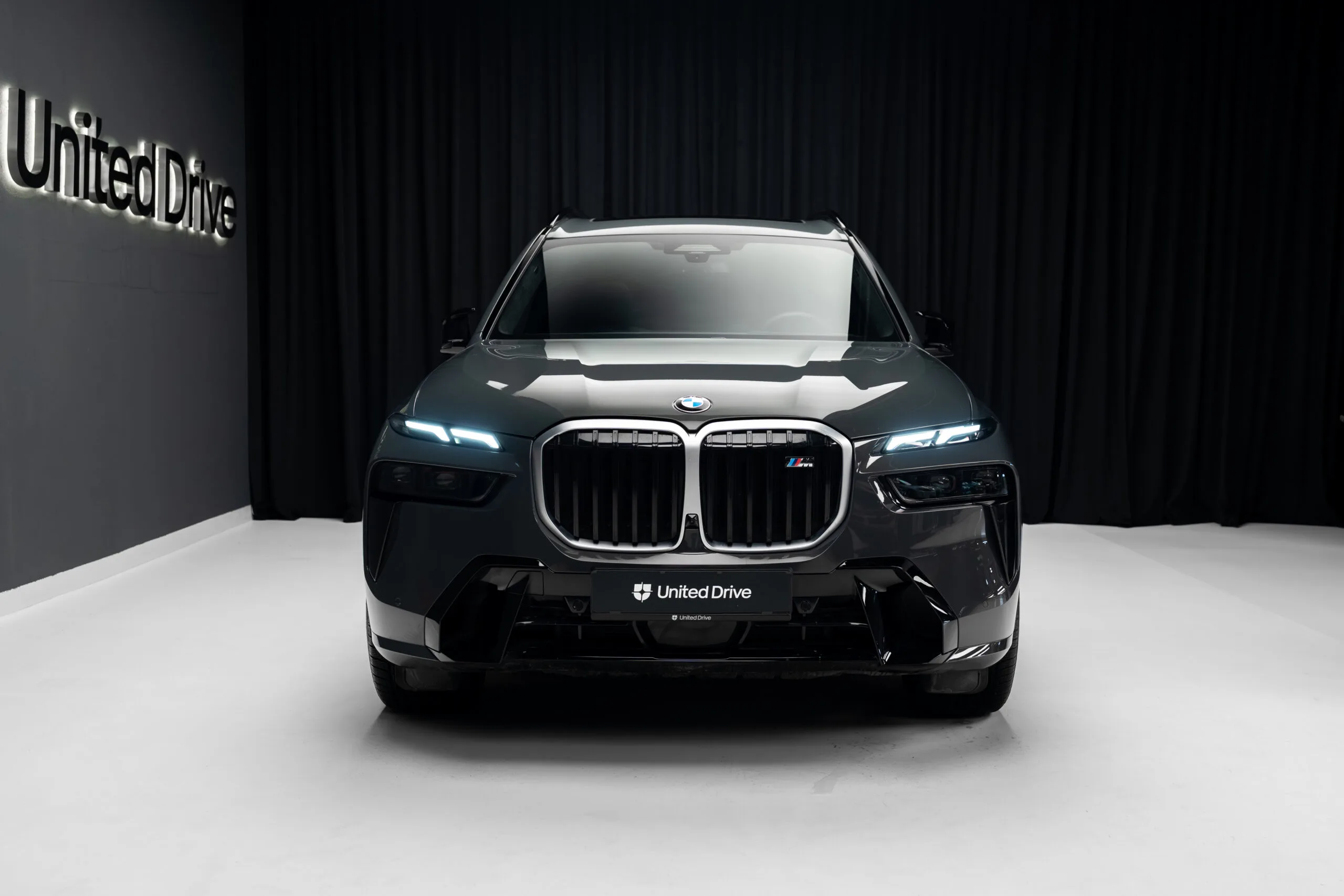 2024 BMW X7 M60i, 2/30