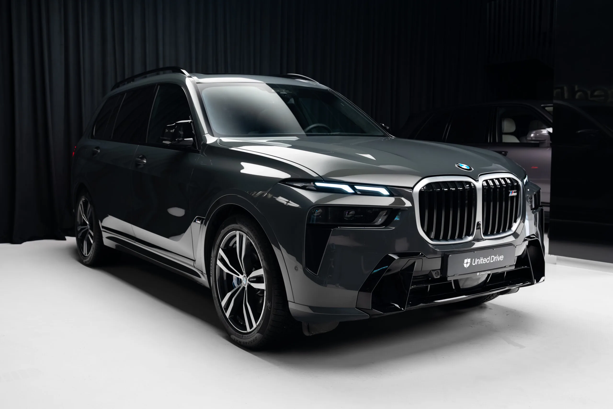 2024 BMW X7 M60i, 3/30