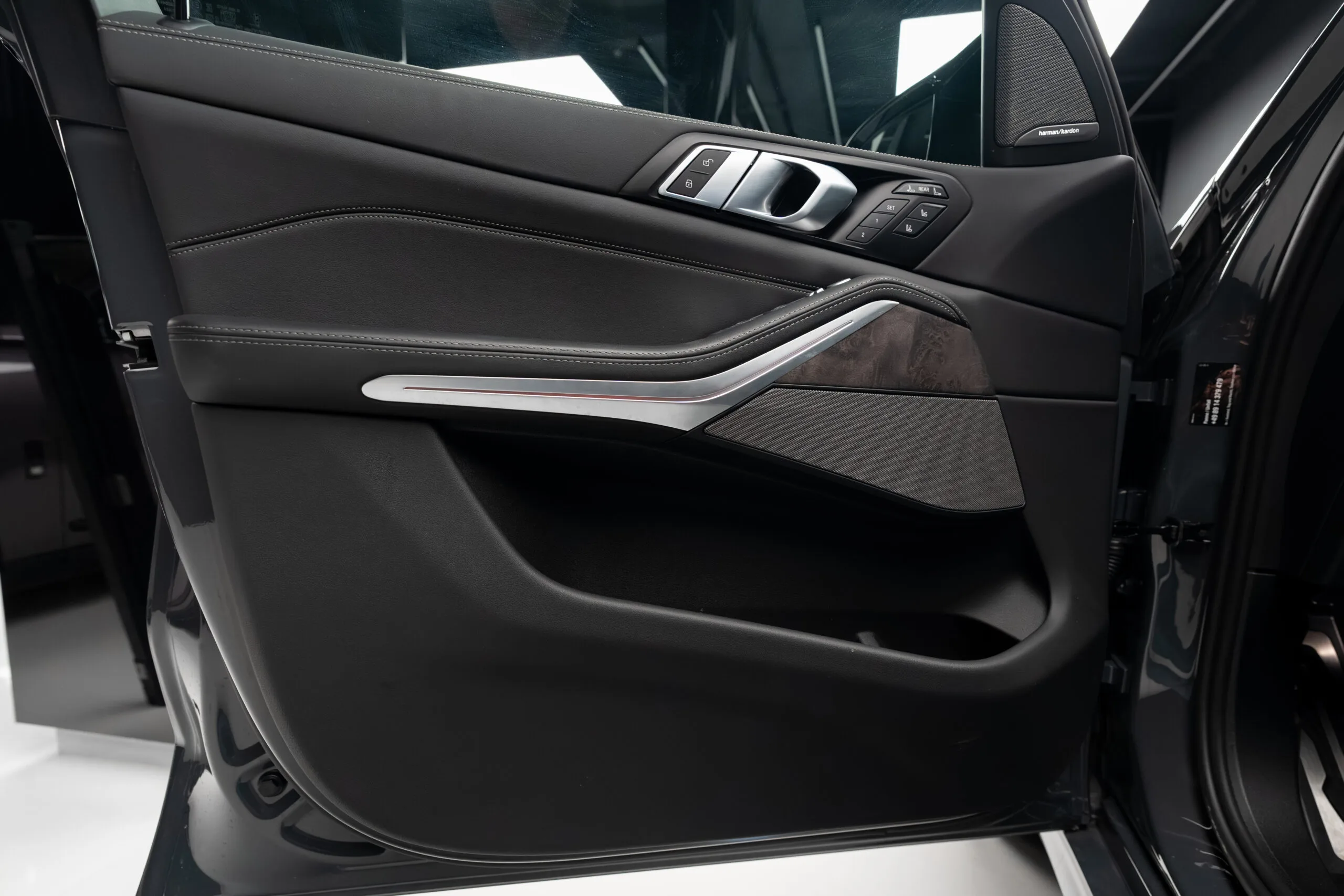 2024 BMW X7 M60i, 10/30