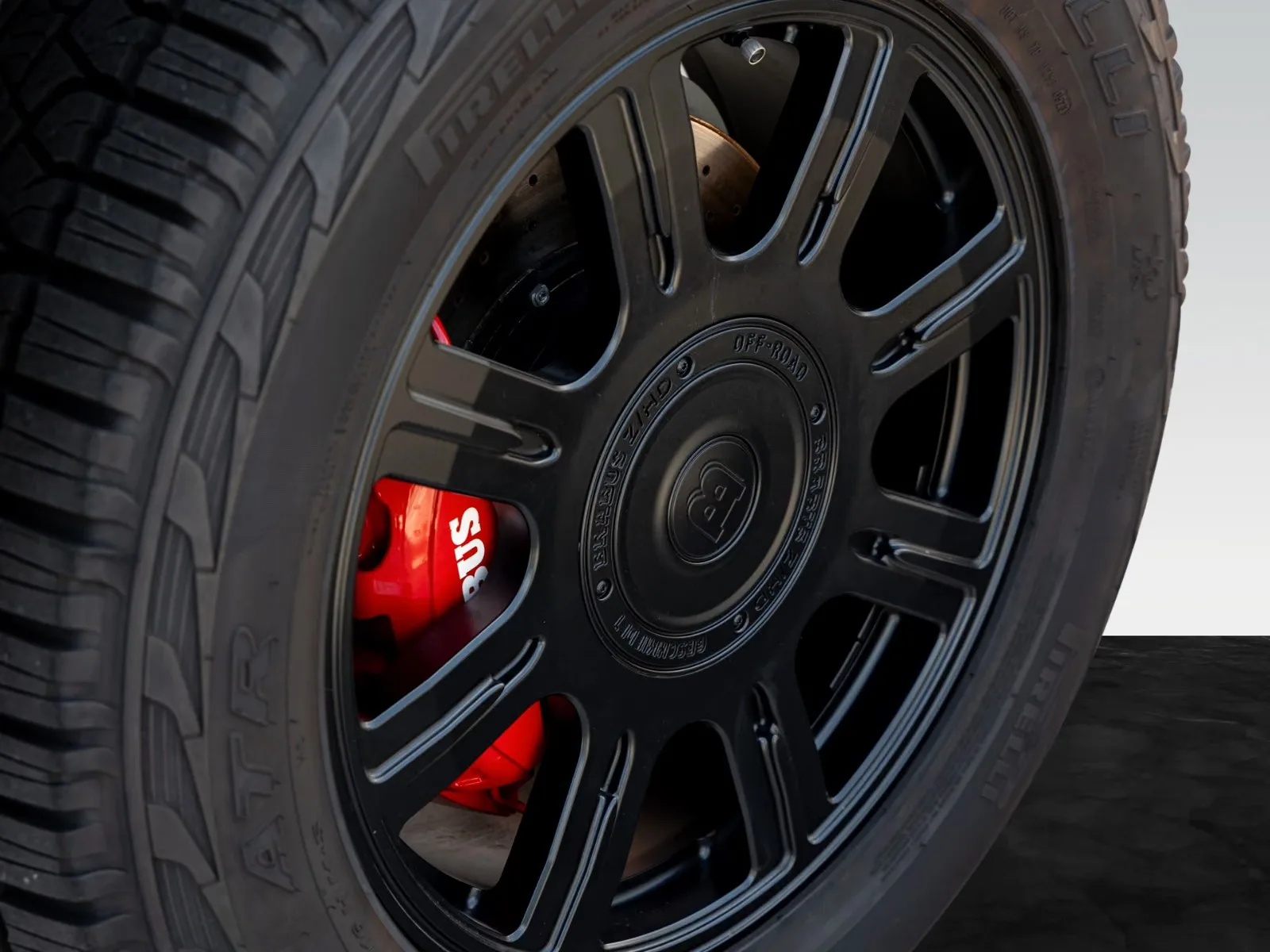 2024 Brabus XLP 900 6x6, 22/30