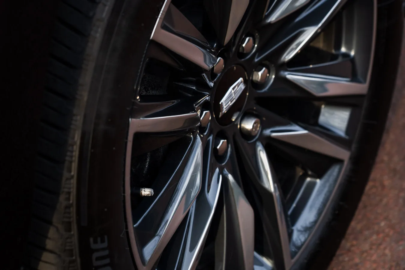 2024 Cadillac Escalade Sport Platinum, 18/30