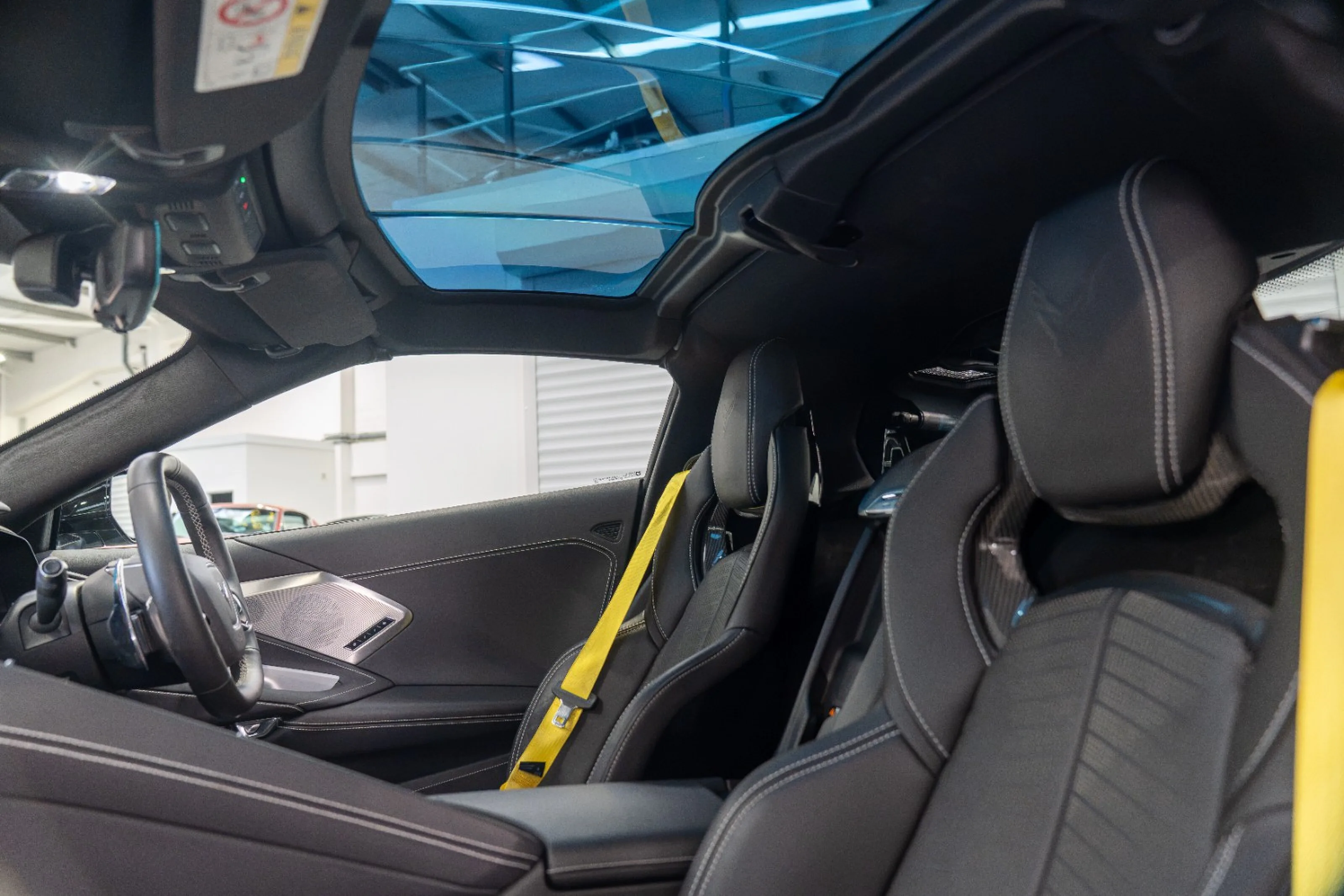2024 Chevrolet Corvette Stingray 2LT, 2/22