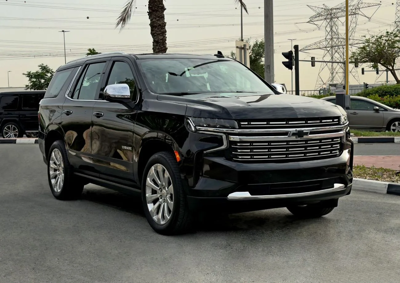 2024 Chevrolet Tahoe Premier offered by a specialist dealer in Dubai, United Arab Emirates, photo 3 of 13