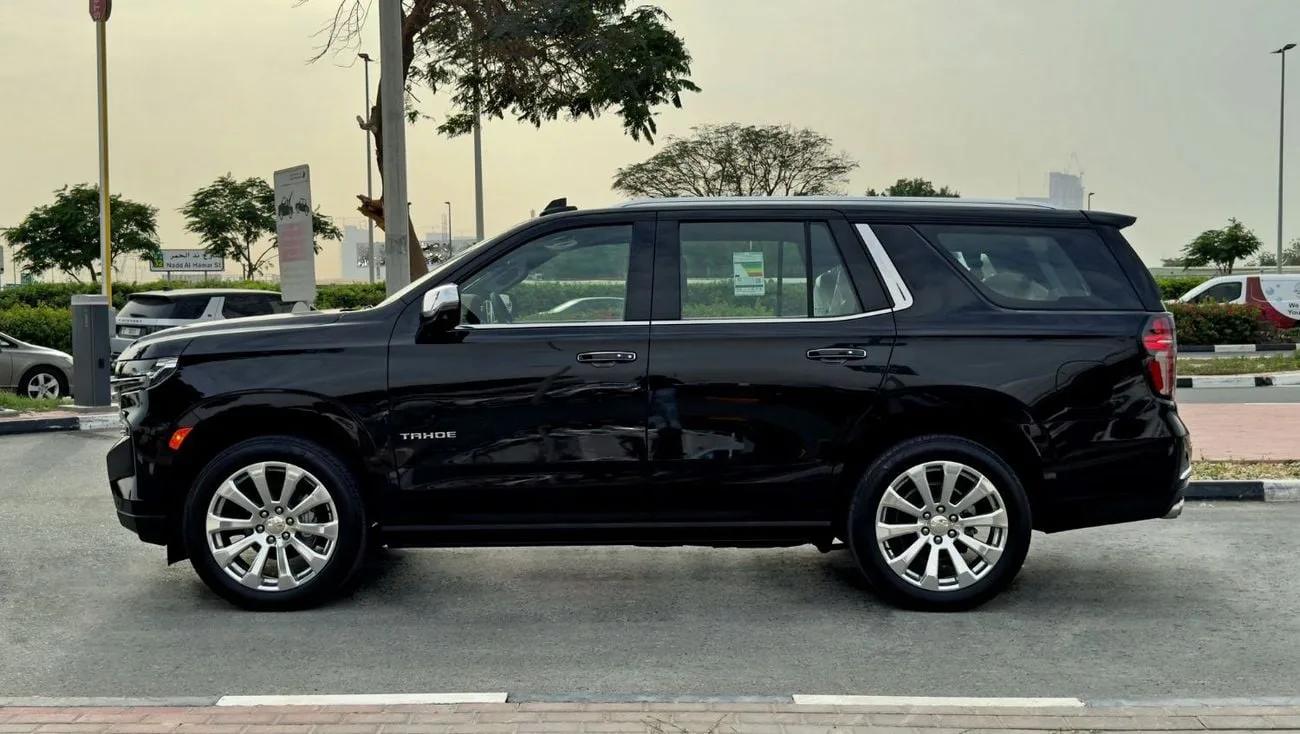 2024 Chevrolet Tahoe Premier offered by a specialist dealer in Dubai, United Arab Emirates, photo 4 of 13