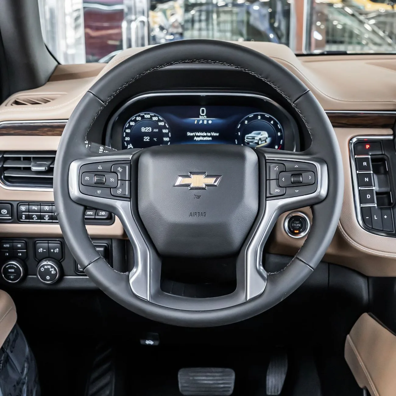 2024 Chevrolet Tahoe Premier proposée par un concessionnaire spécialisé à Dubai, Émirats arabes unis, photo 4 sur 16