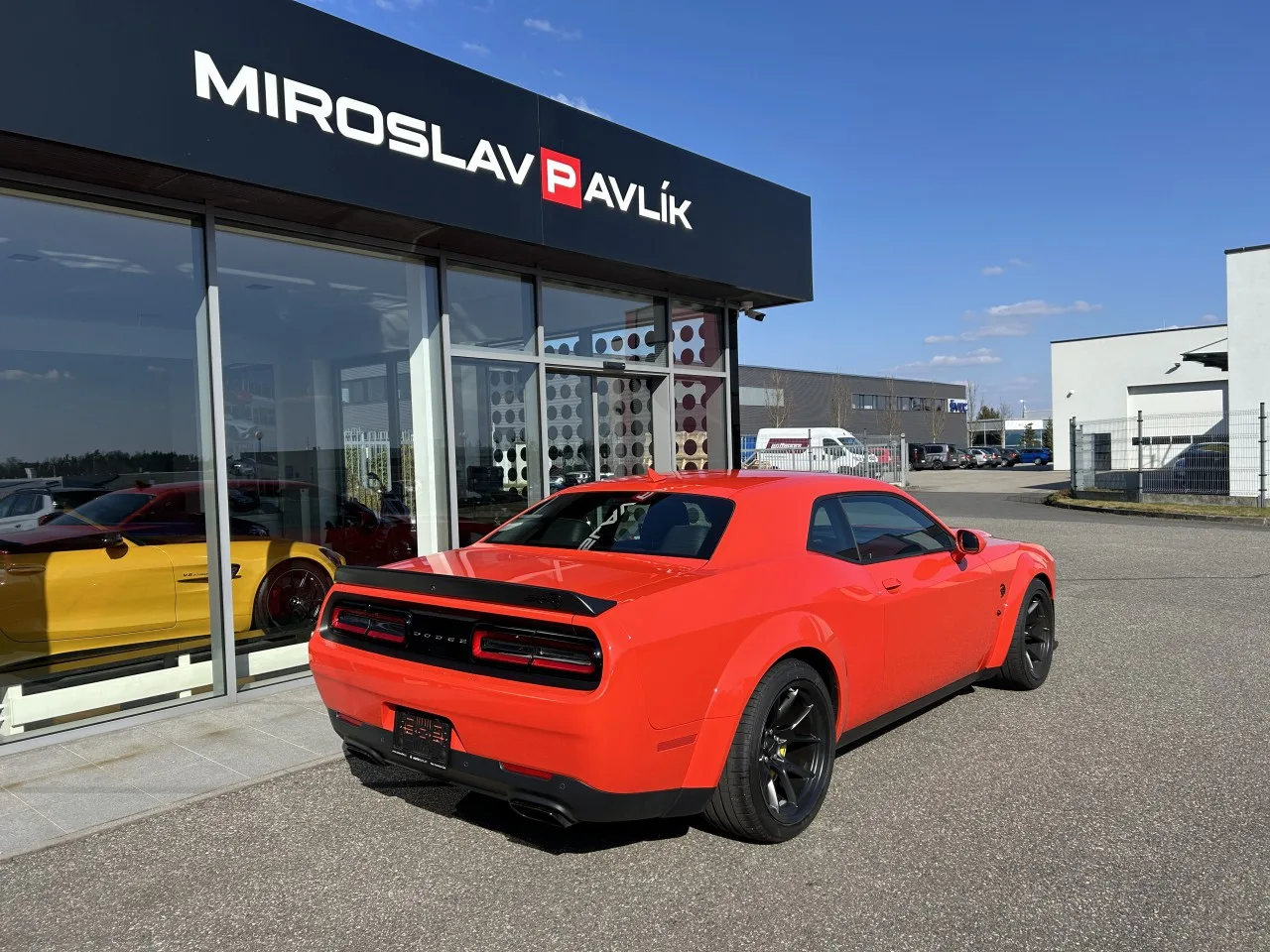 2024 Dodge Challenger SRT Hellcat Redeye Widebody angeboten von einem Fachhändler in Písek, Tschechien, Foto 5 von 33