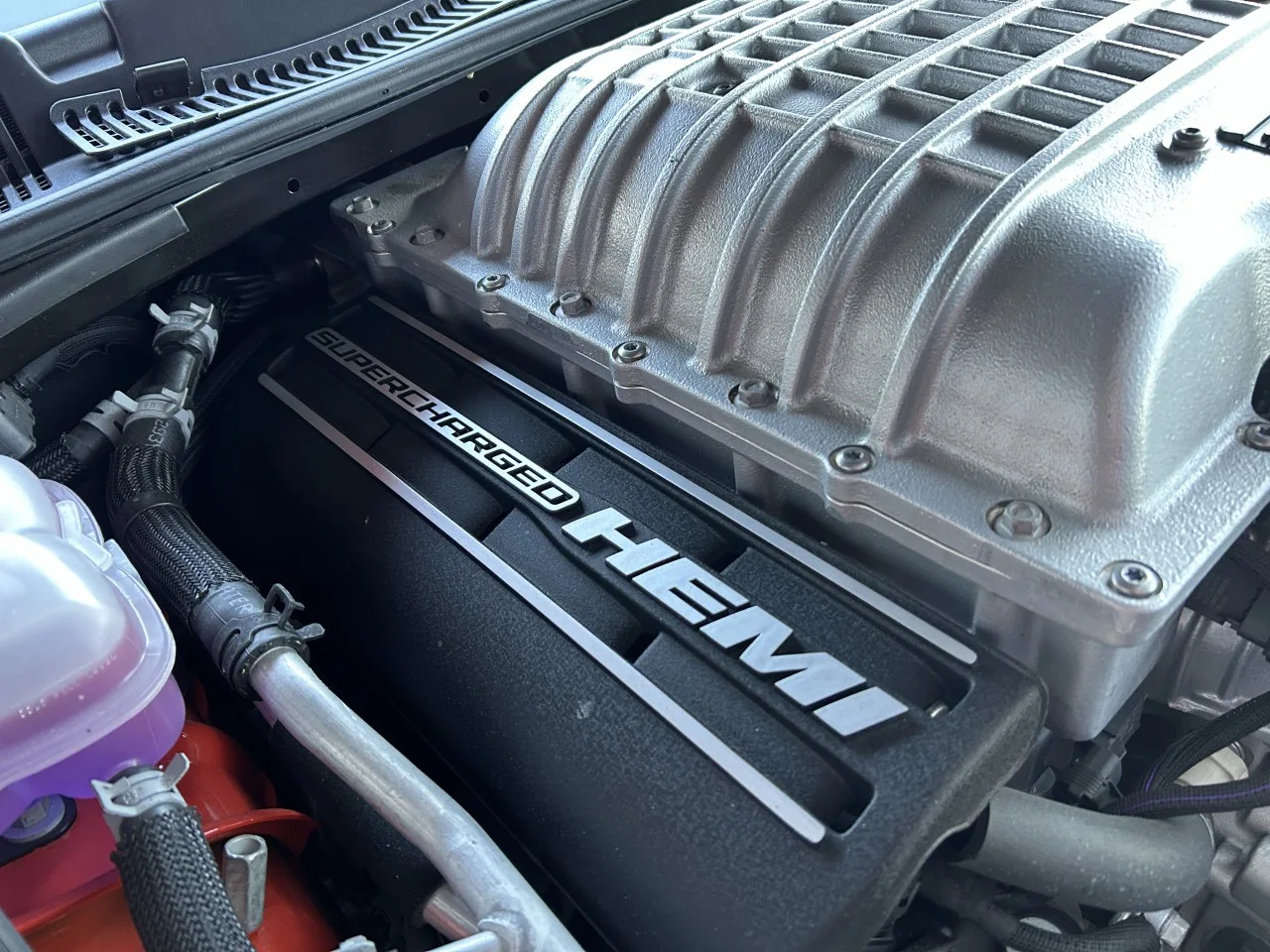 2024 Dodge Challenger SRT Hellcat Redeye Widebody angeboten von einem Fachhändler in Písek, Tschechien, Foto 33 von 33
