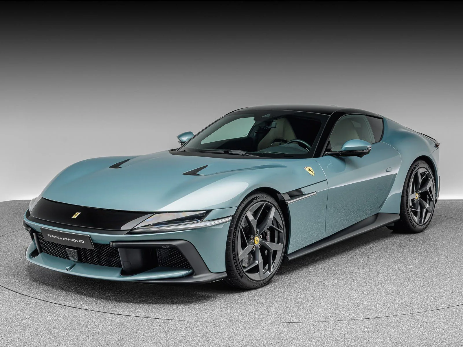 2024 Ferrari 12Cilindri proposée par un concessionnaire spécialisé à Böblingen, Allemagne, photo principale