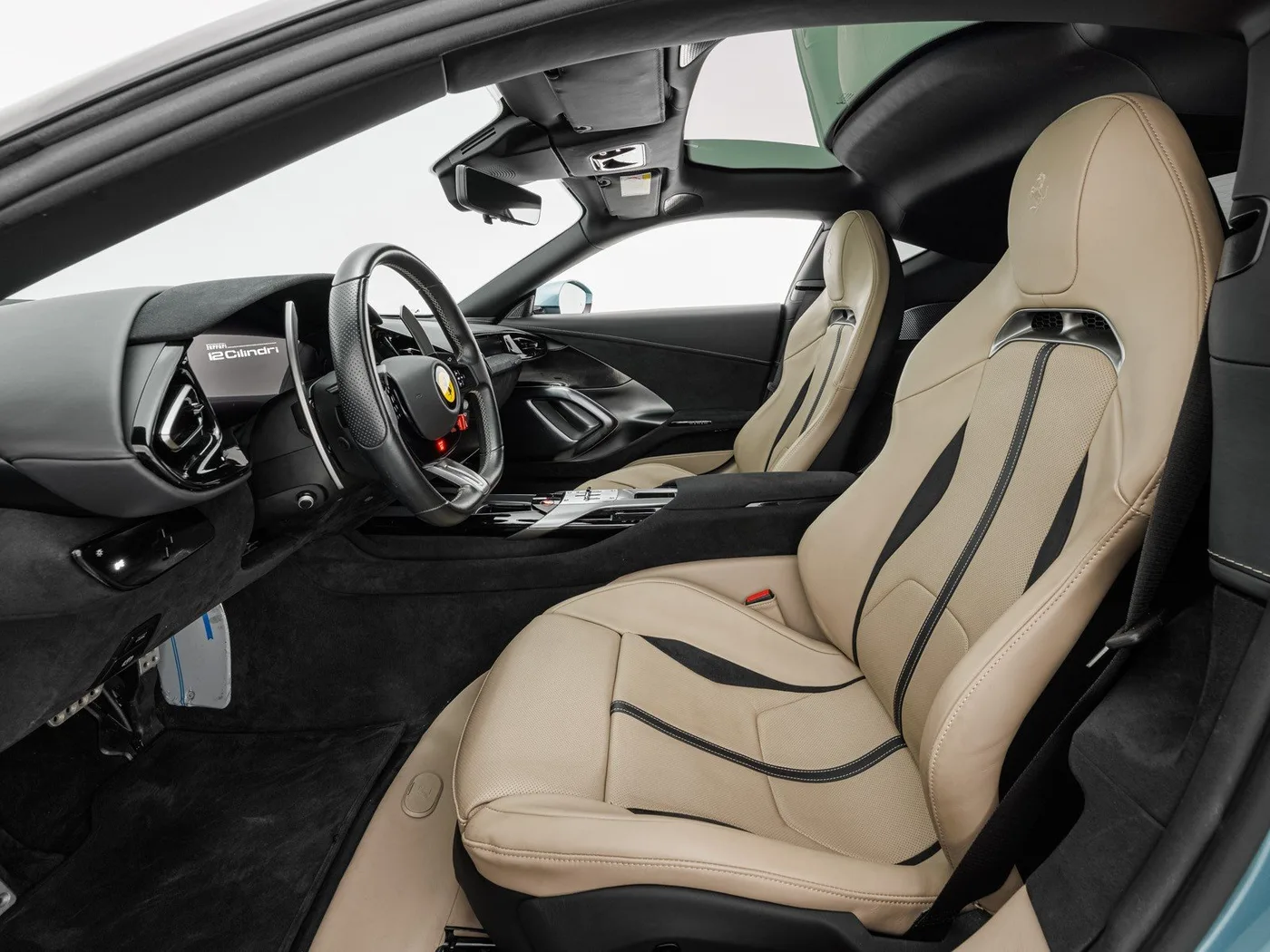 2024 Ferrari 12Cilindri proposée par un concessionnaire spécialisé à Böblingen, Allemagne, photo 15 sur 15