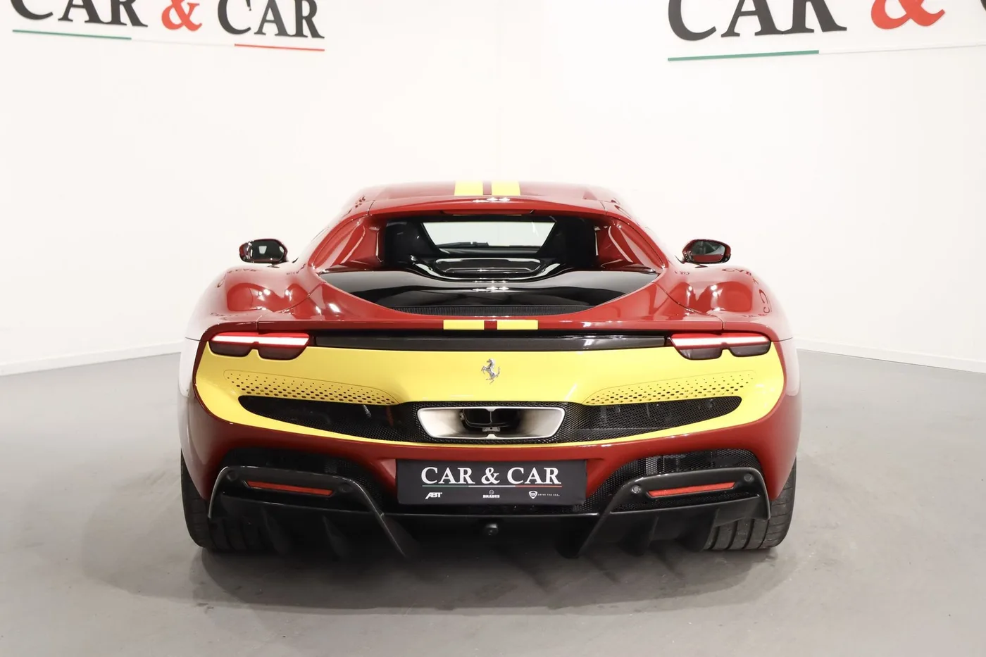 2024 Ferrari 296 GTB Assetto Fiorano proposée par un spécialiste de la supercar à Zibido San Giacomo, Italie, photo 4 sur 21