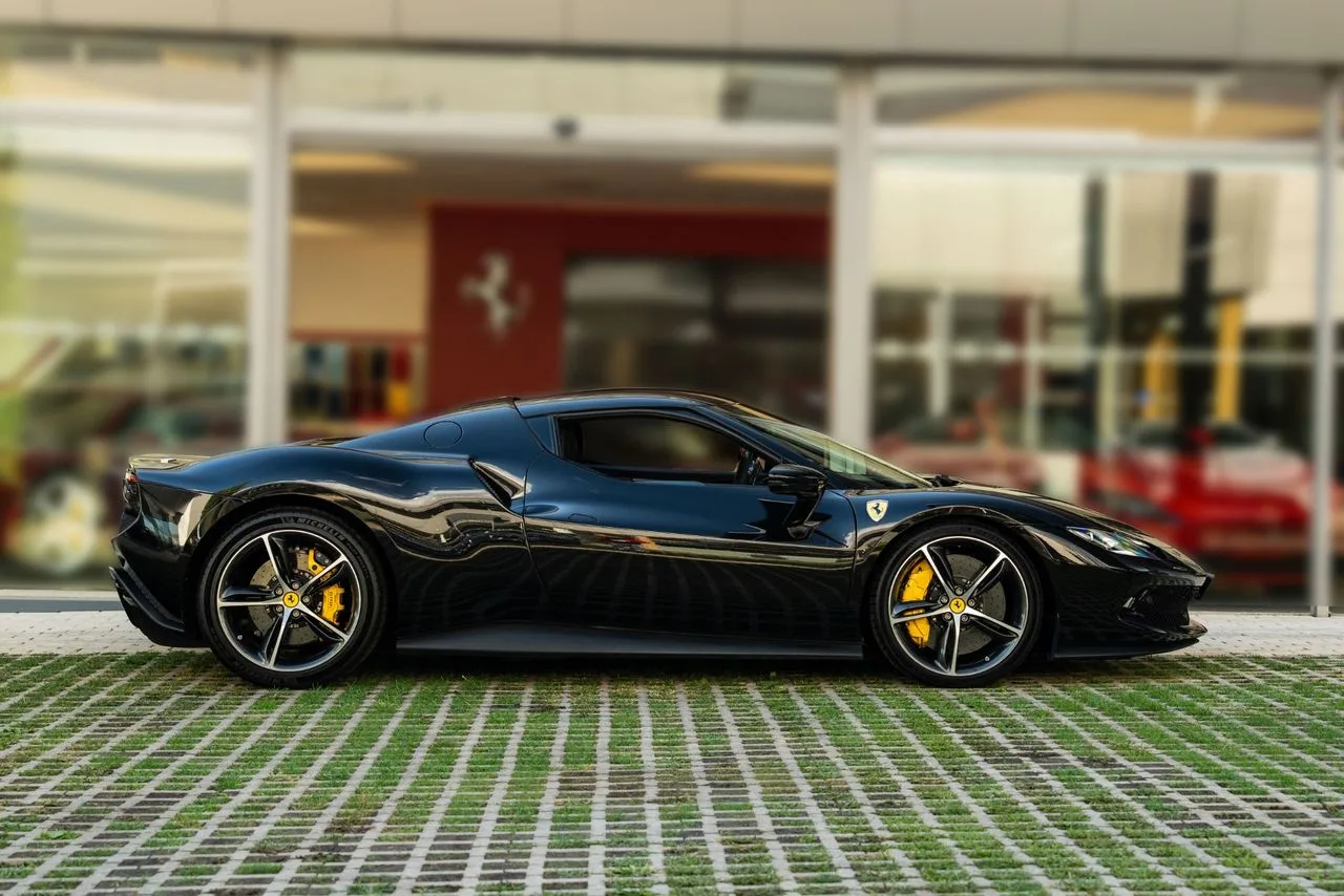2024 Ferrari 296 GTB, 9/29