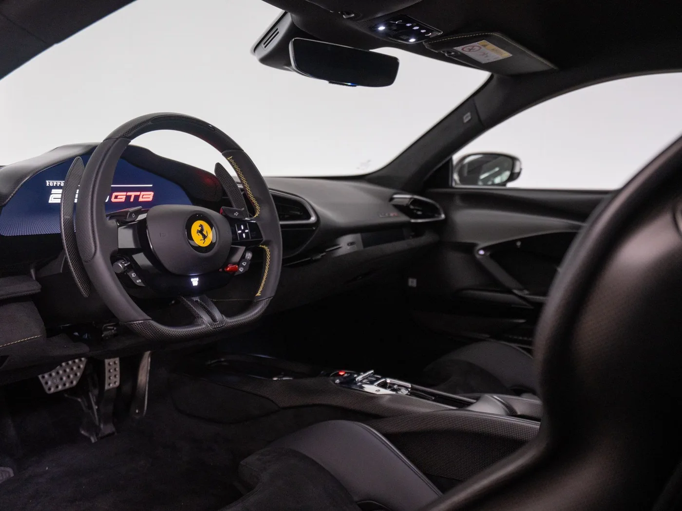 2024 Ferrari 296 GTB proposée par un concessionnaire spécialisé à Singen, Allemagne, photo 13 sur 15