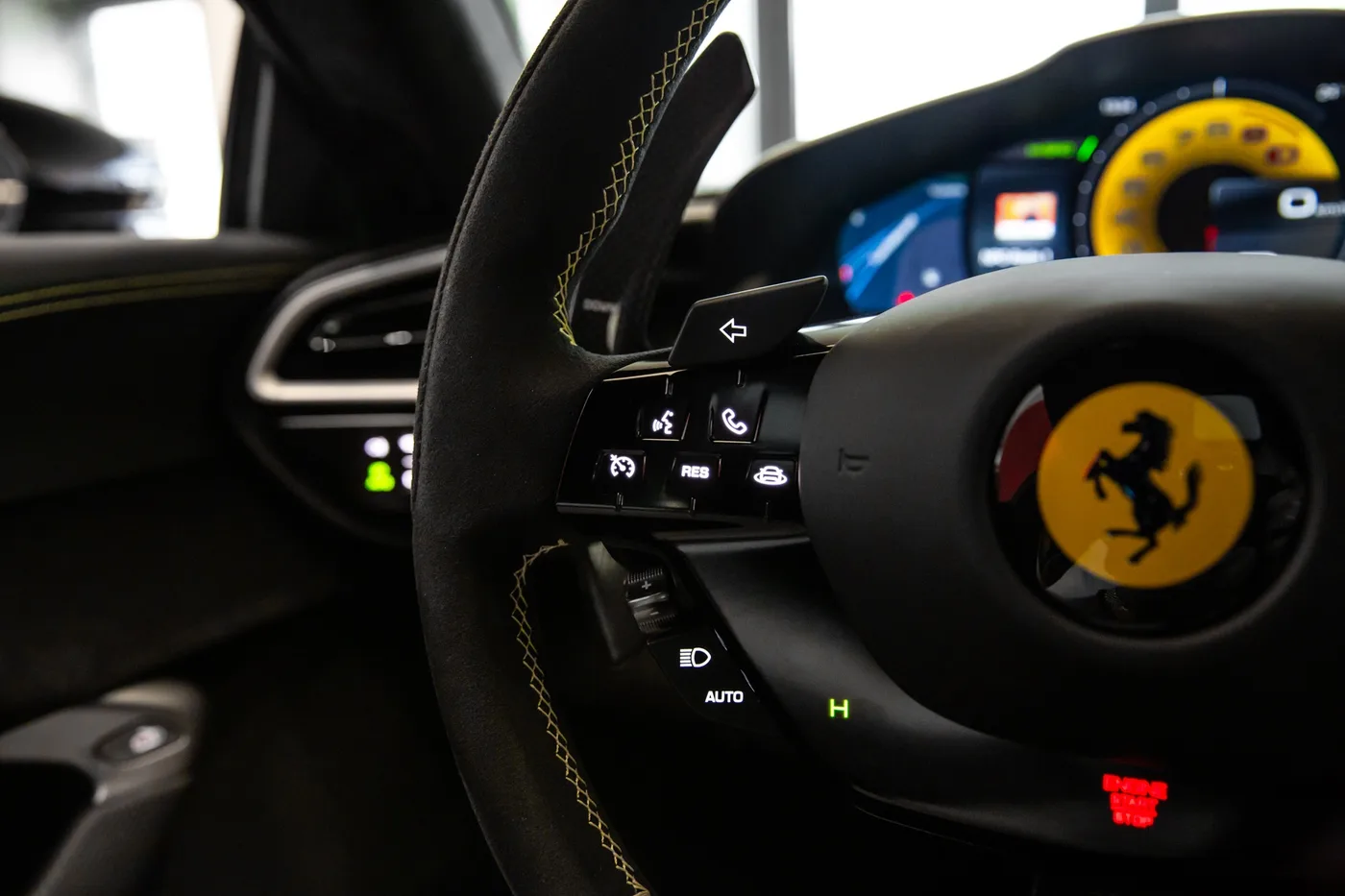 2024 Ferrari 296 GTB angeboten von einem Fachhändler in Hengelo, Niederlande, Foto 13 von 15