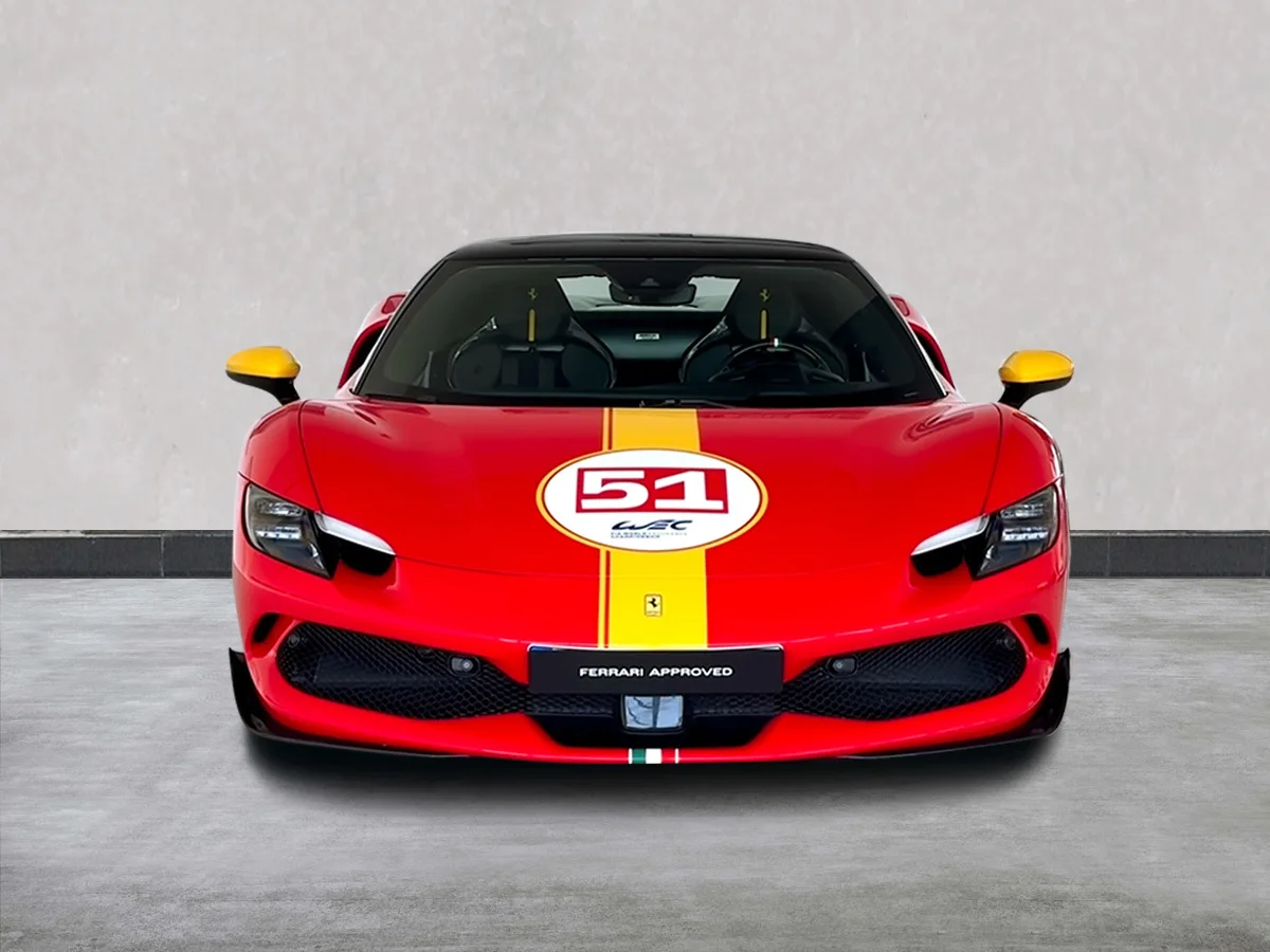 2024 Ferrari 296 GTB proposée par un concessionnaire spécialisé à Frankfurt am Main, Allemagne, photo principale