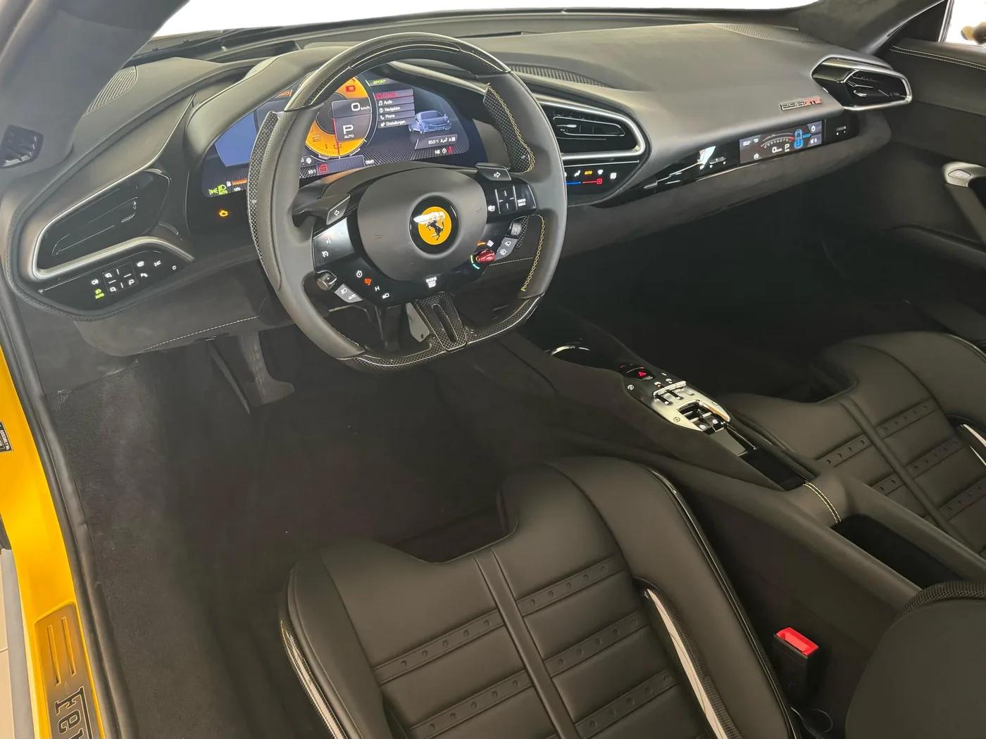 2024 Ferrari 296 GTB angeboten von einem Fachhändler in Frankfurt am Main, Deutschland, Foto 5 von 15