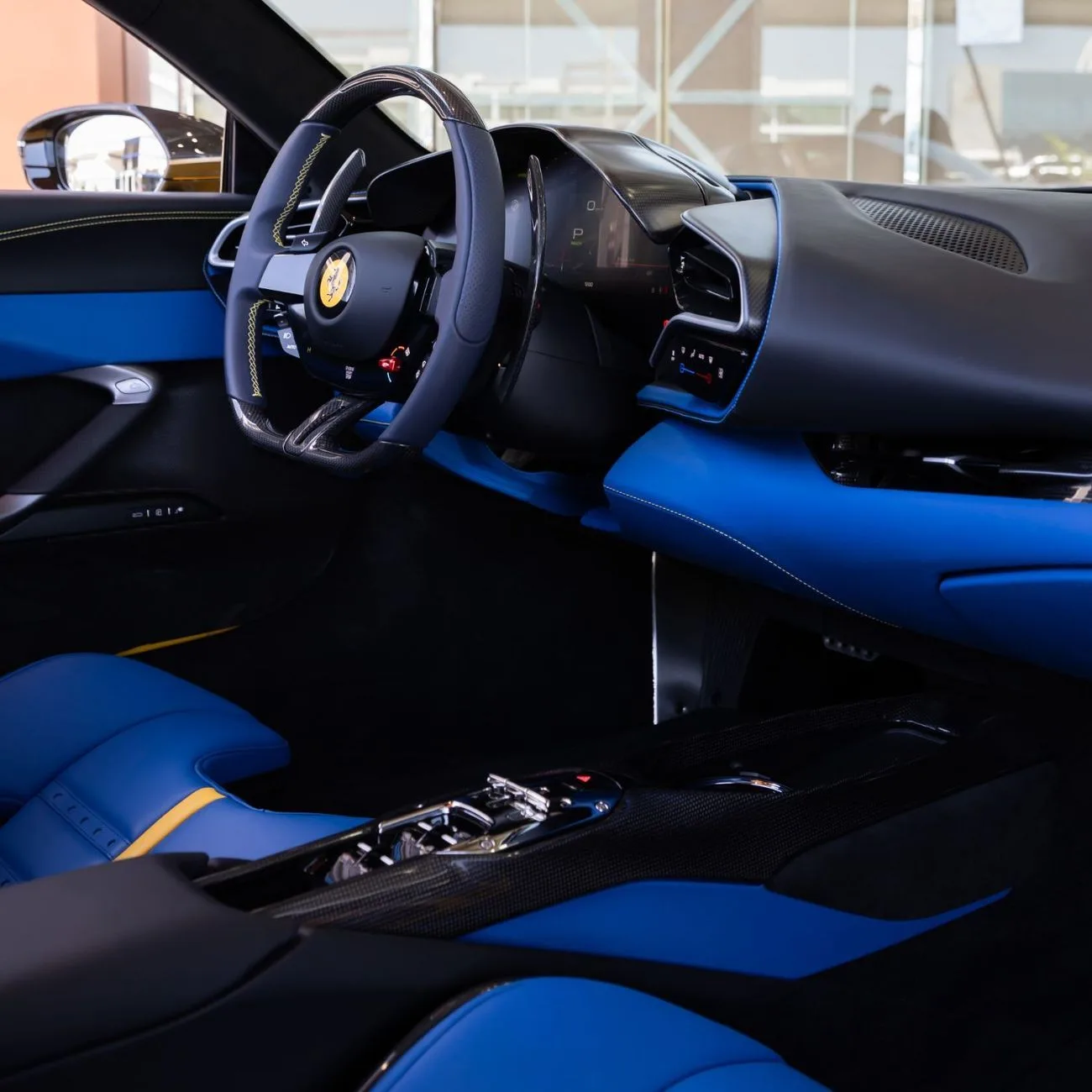 2024 Ferrari 296 GTS angeboten von einem Fachhändler in Dubai, Vereinigte Arabische Emirate, Foto 20 von 22
