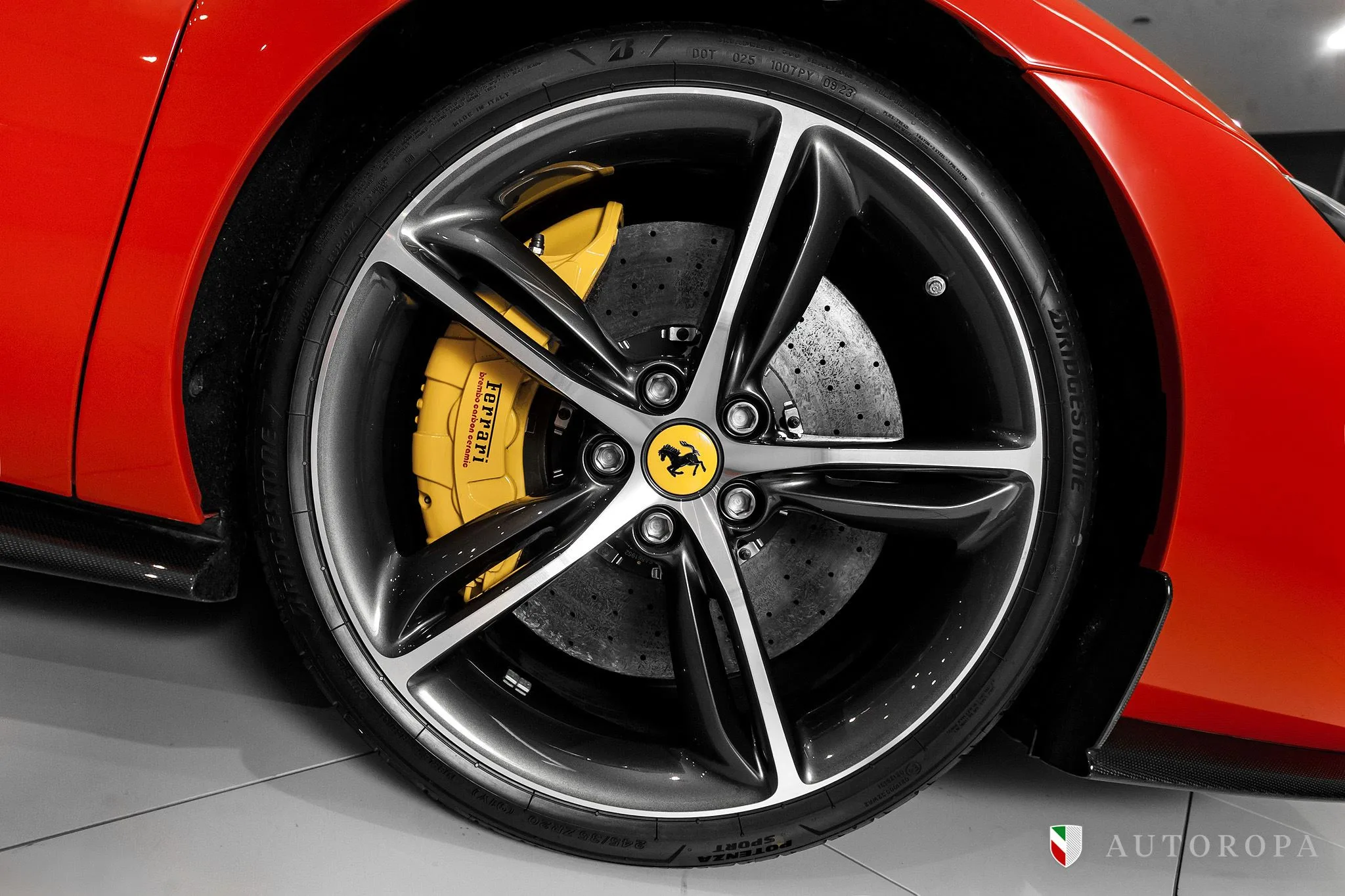 2024 Ferrari 296 GTS, 10/10