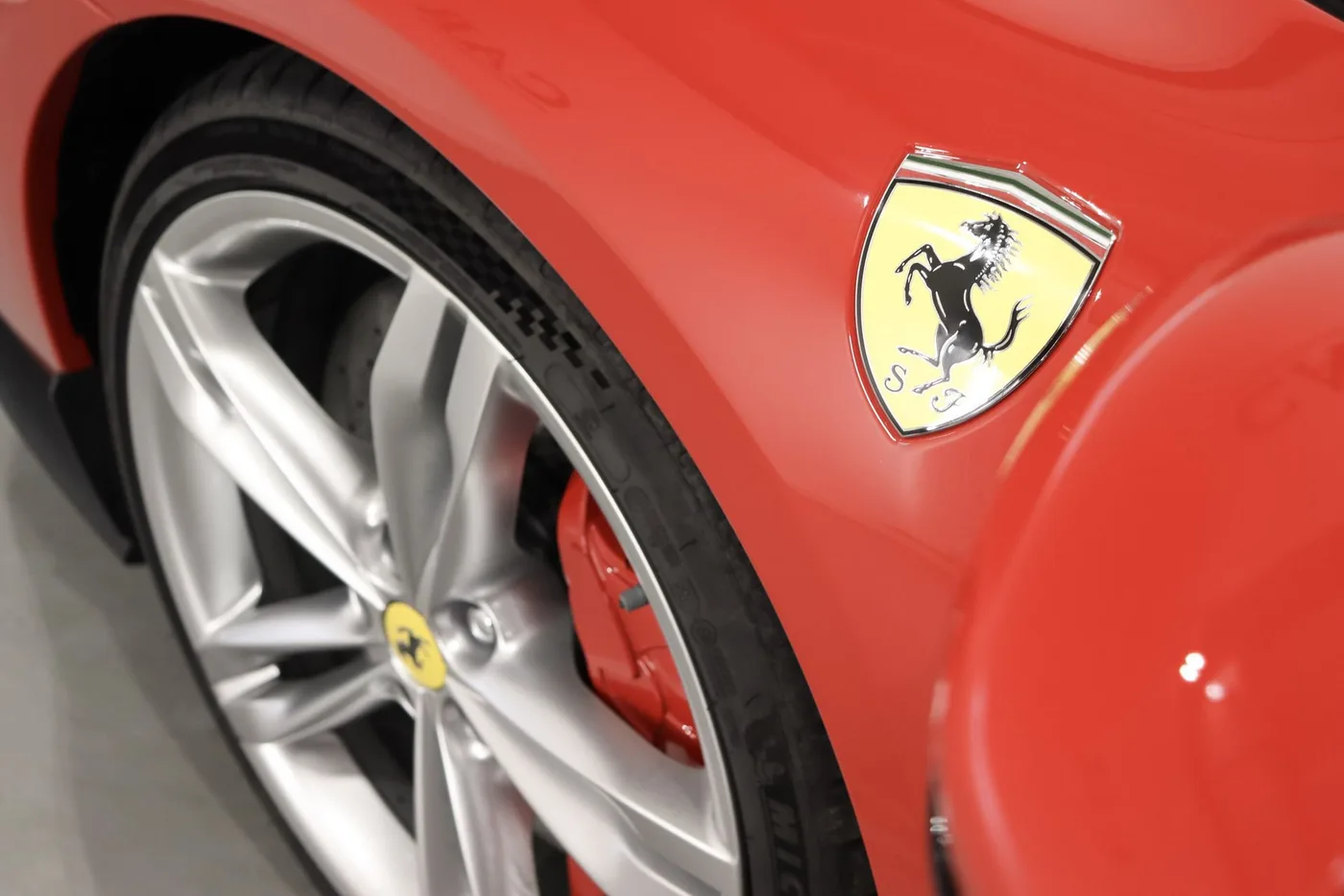 2024 Ferrari 296 GTS offered by a supercar dealer in Zibido San Giacomo, Italy, photo 19 of 21