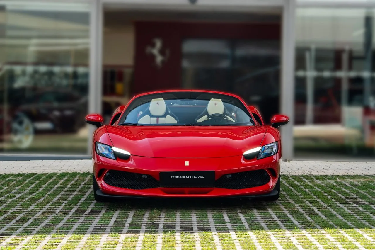 2024 Ferrari 296 GTS, 11/30