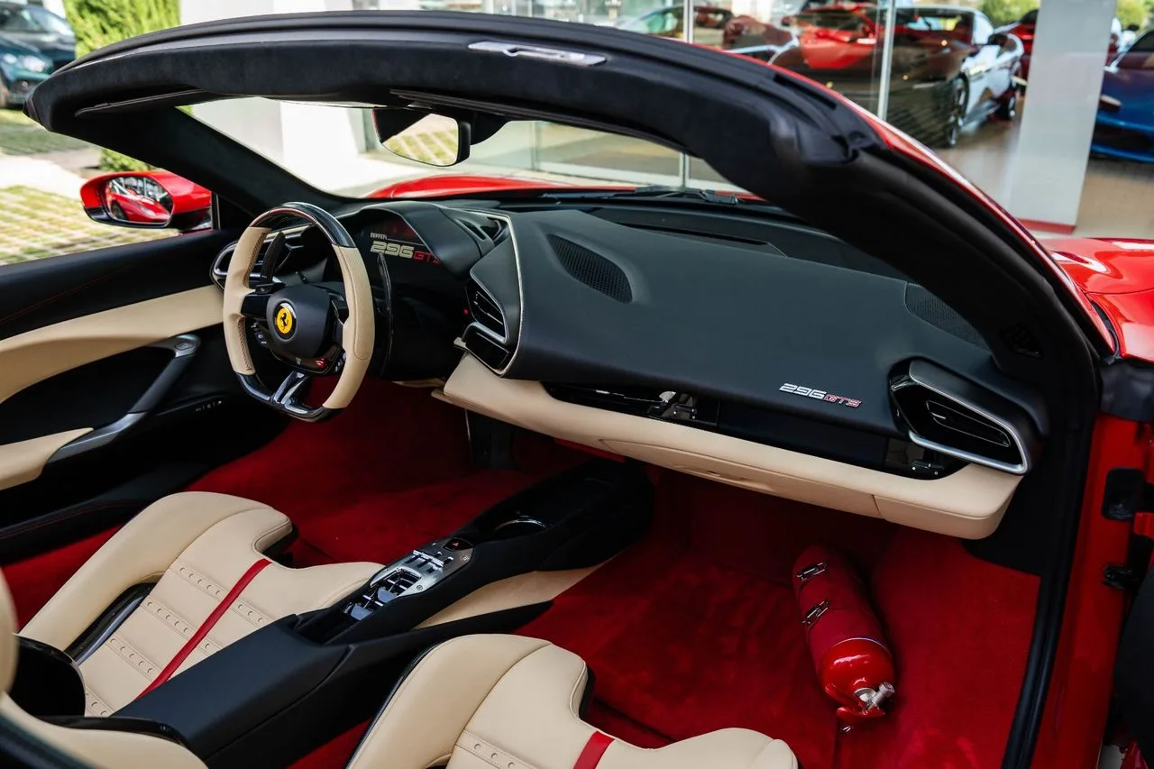 2024 Ferrari 296 GTS, 23/30