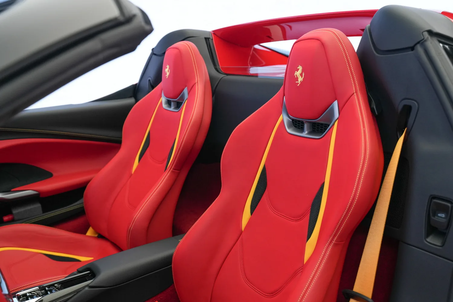 2024 Ferrari 296 GTS, 5/17