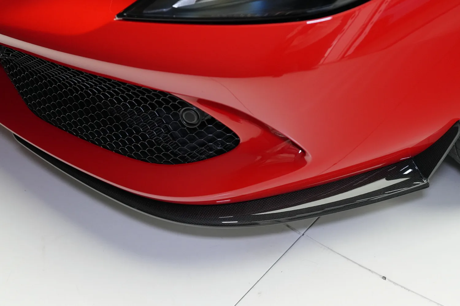 2024 Ferrari 296 GTS, 12/17