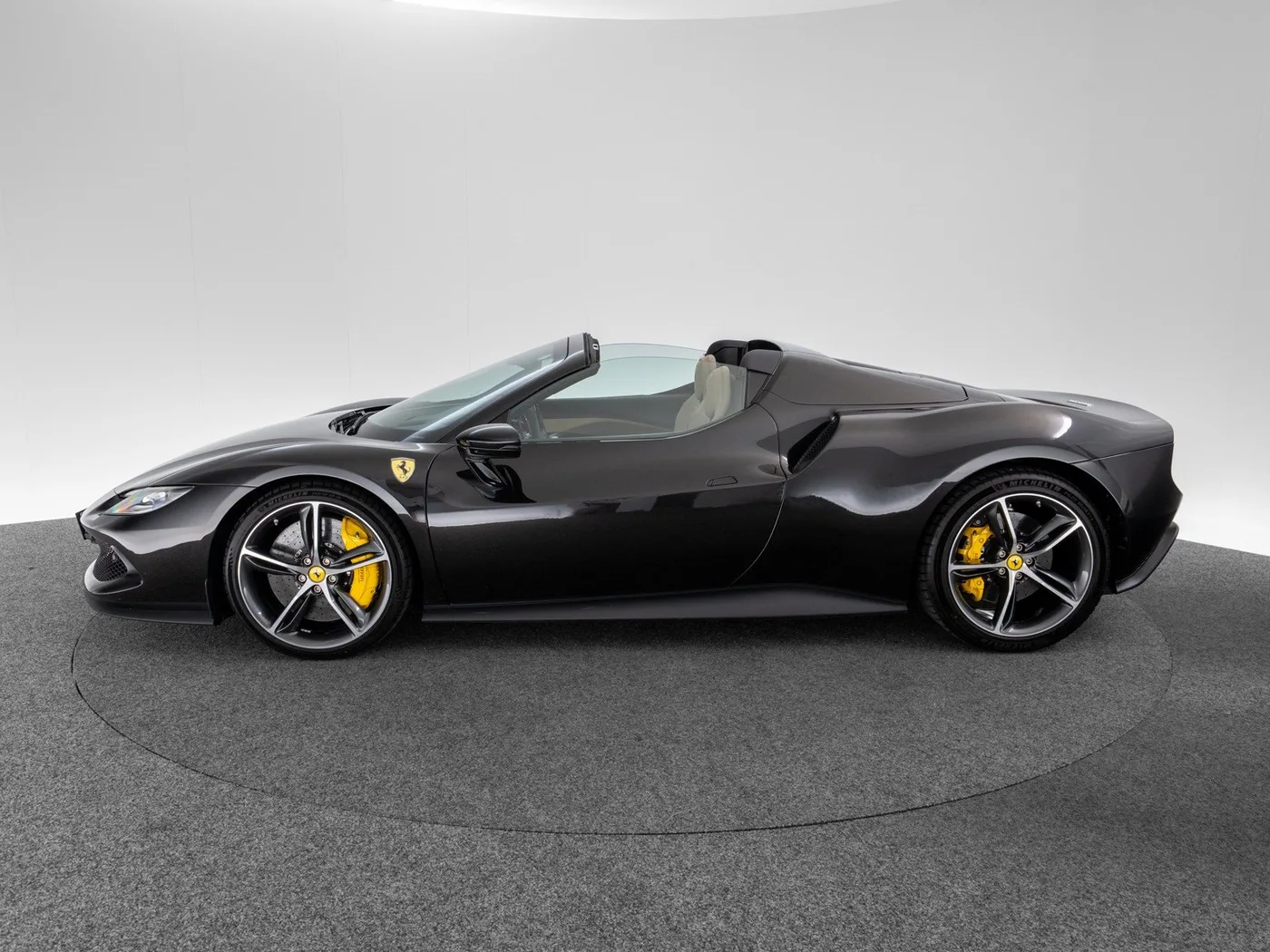 2024 Ferrari 296 GTS offered by a specialist dealer in Singen, Germany, photo 2 of 15