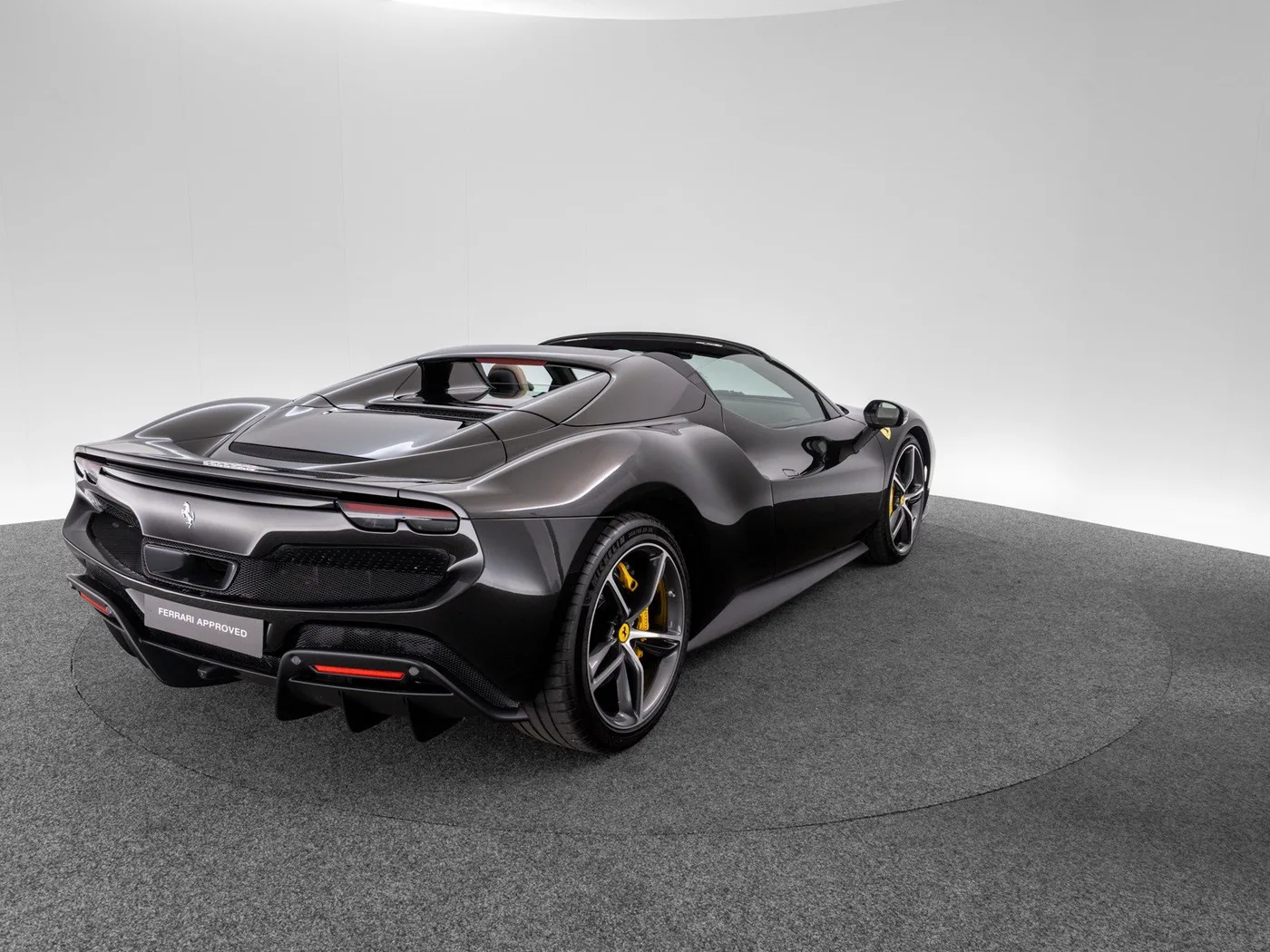 2024 Ferrari 296 GTS offered by a specialist dealer in Singen, Germany, photo 6 of 15