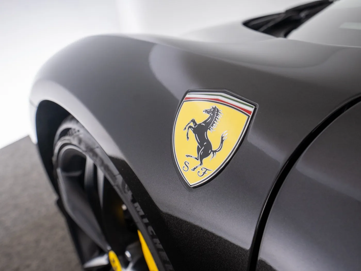 2024 Ferrari 296 GTS angeboten von einem Fachhändler in Singen, Deutschland, Foto 15 von 15